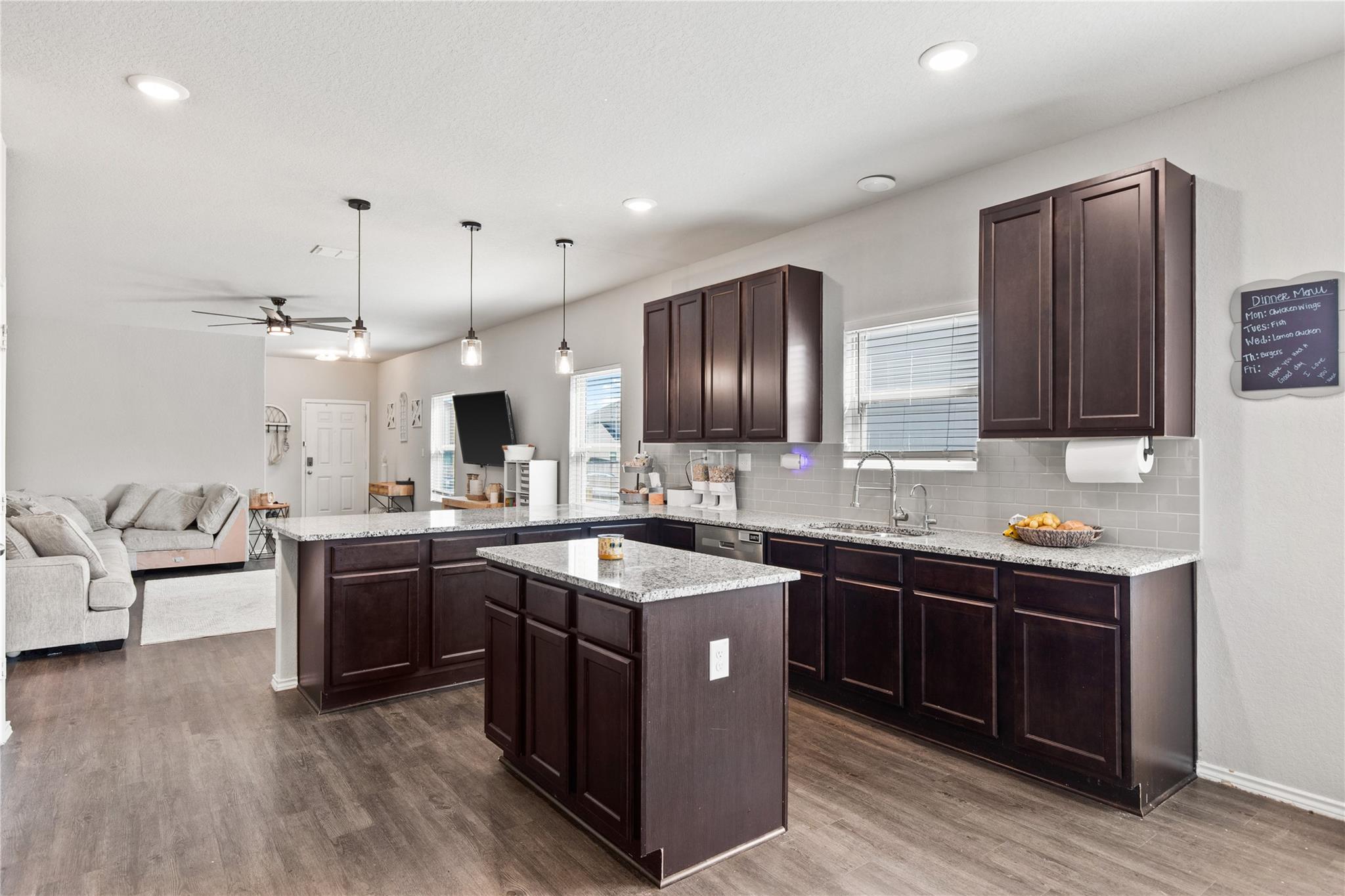 Image 11 of 39 For 331 Saddle Dawn