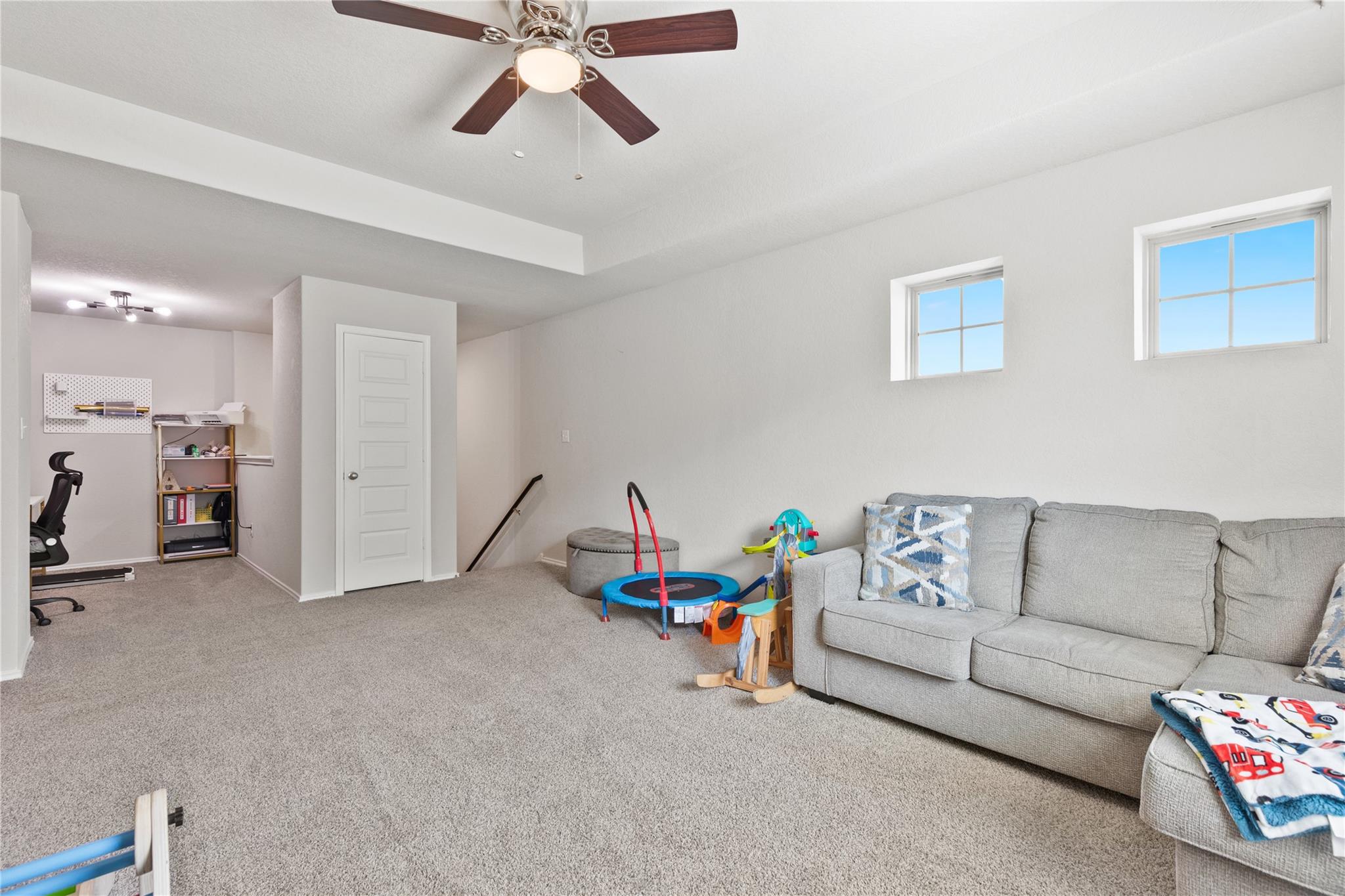 Image 23 of 39 For 331 Saddle Dawn