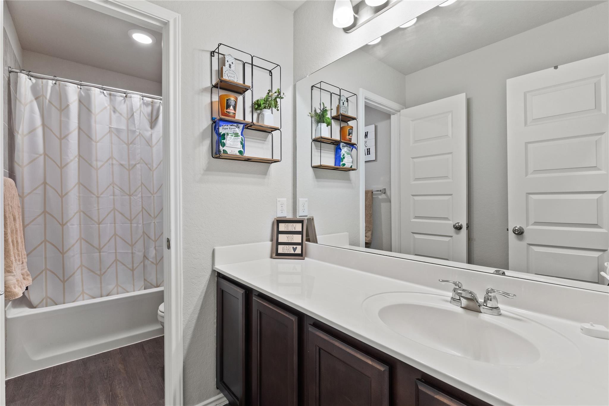 Image 33 of 39 For 331 Saddle Dawn