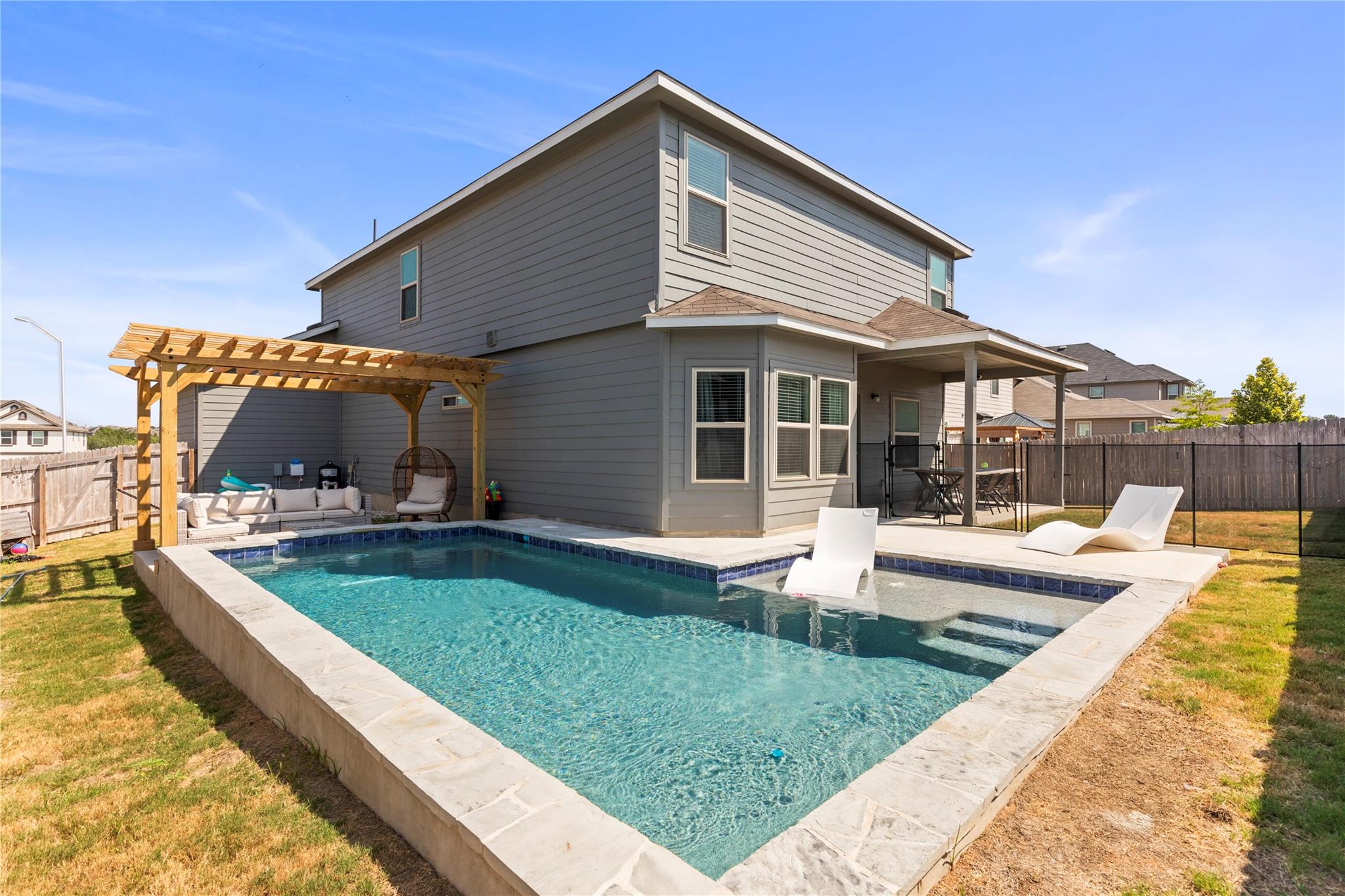 Image 37 of 39 For 331 Saddle Dawn