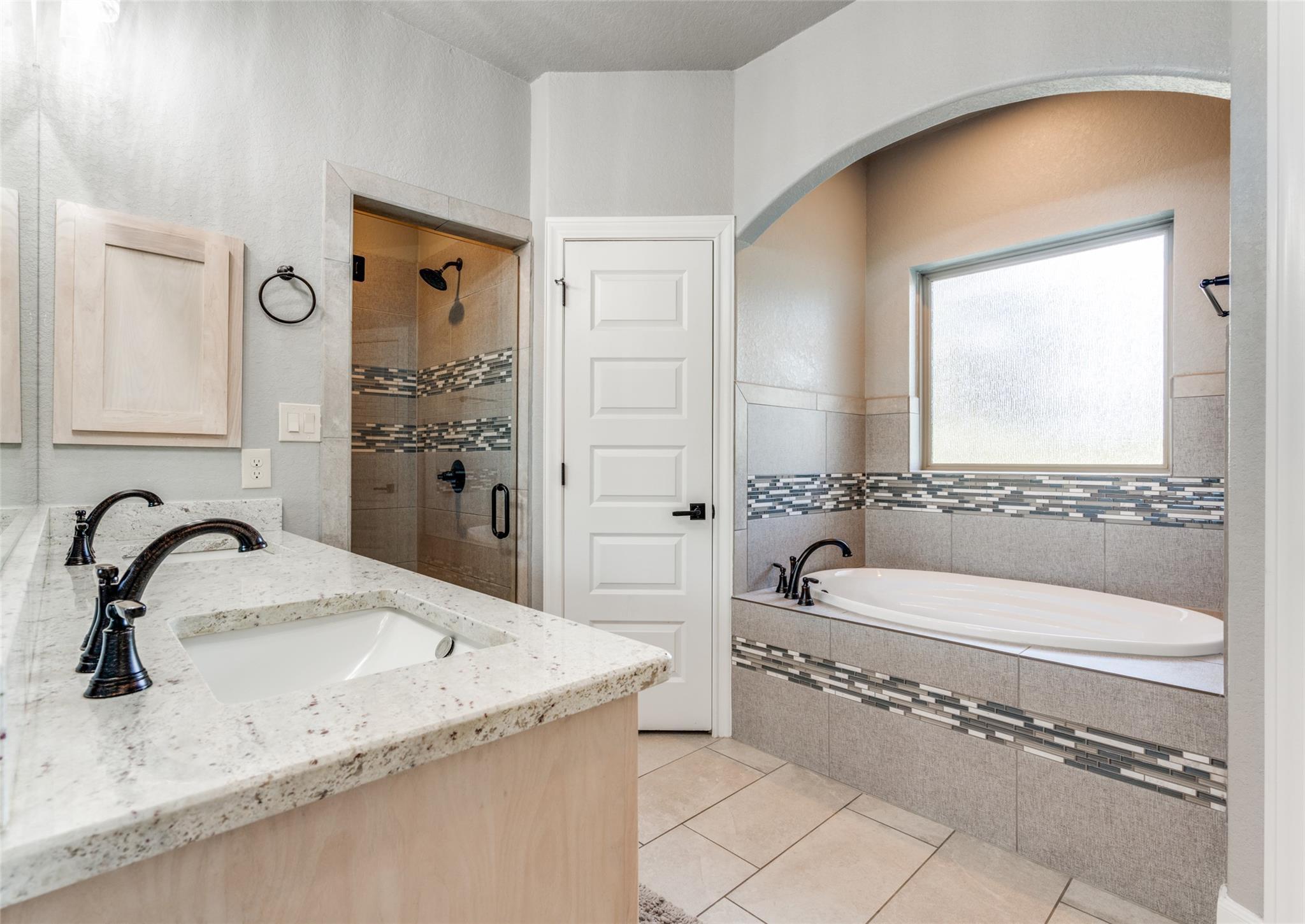 Image 22 of 25 For 105 Calvary Dr