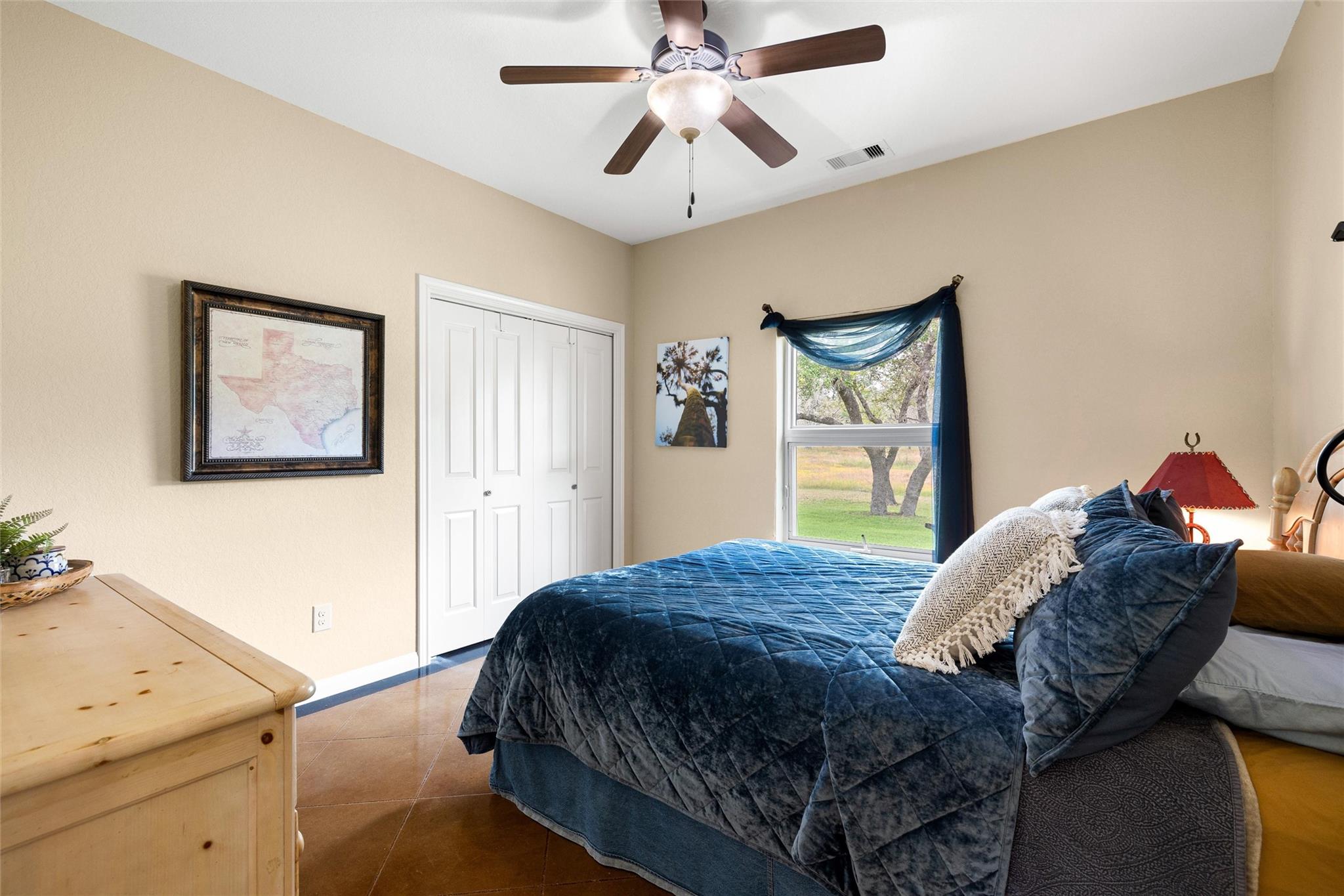 Image 21 of 40 For 426 Preiss Ranch Rd