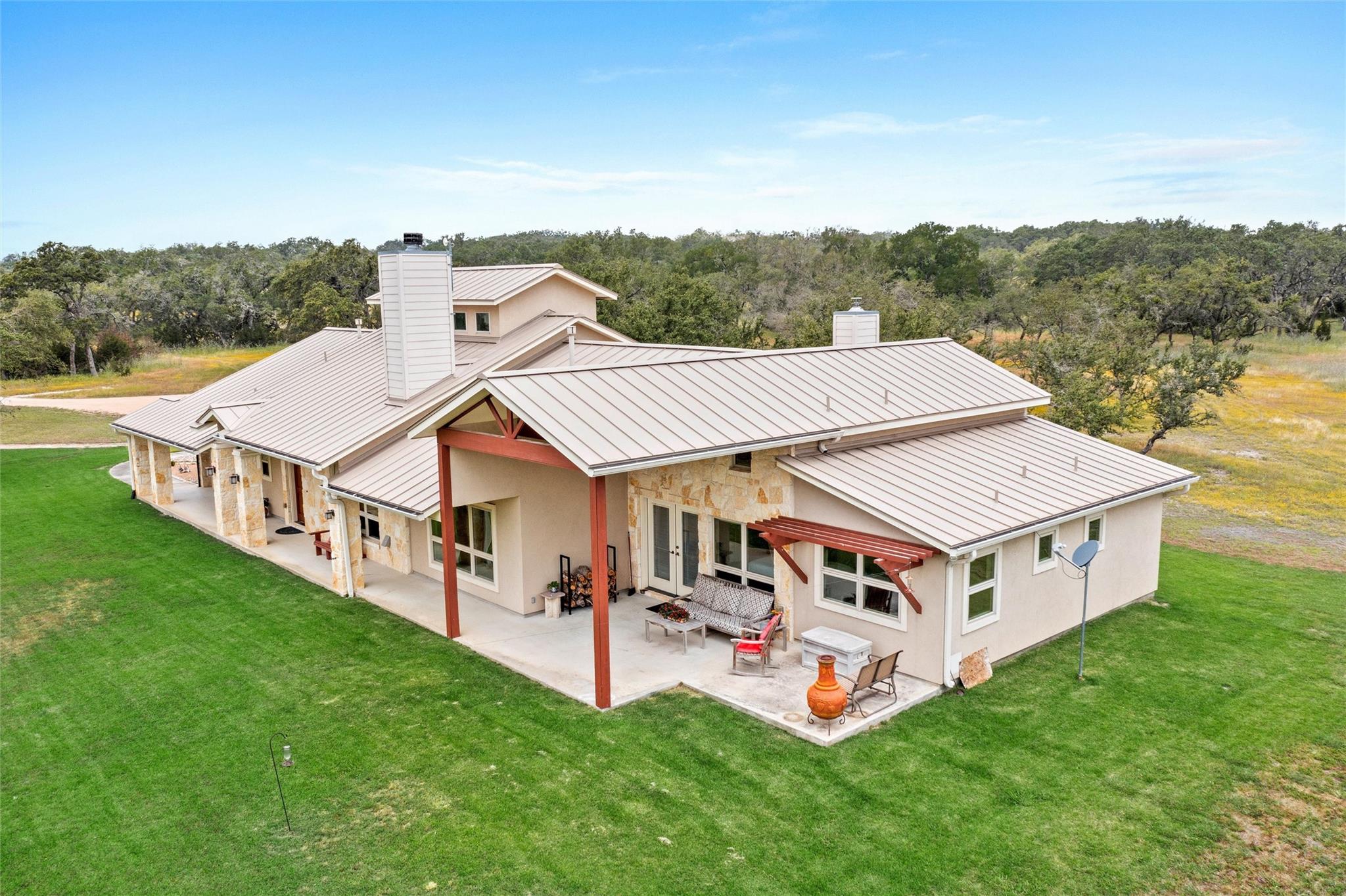 Image 33 of 40 For 426 Preiss Ranch Rd