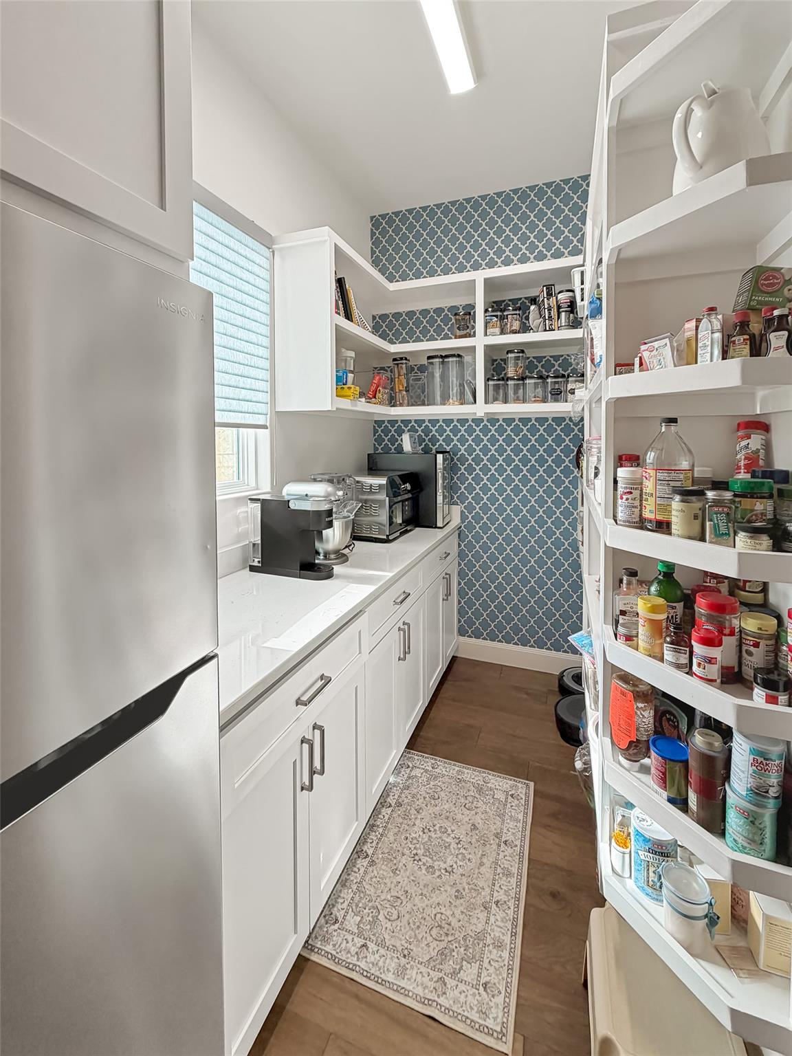 Image 19 of 40 For 631 Angelica Vis