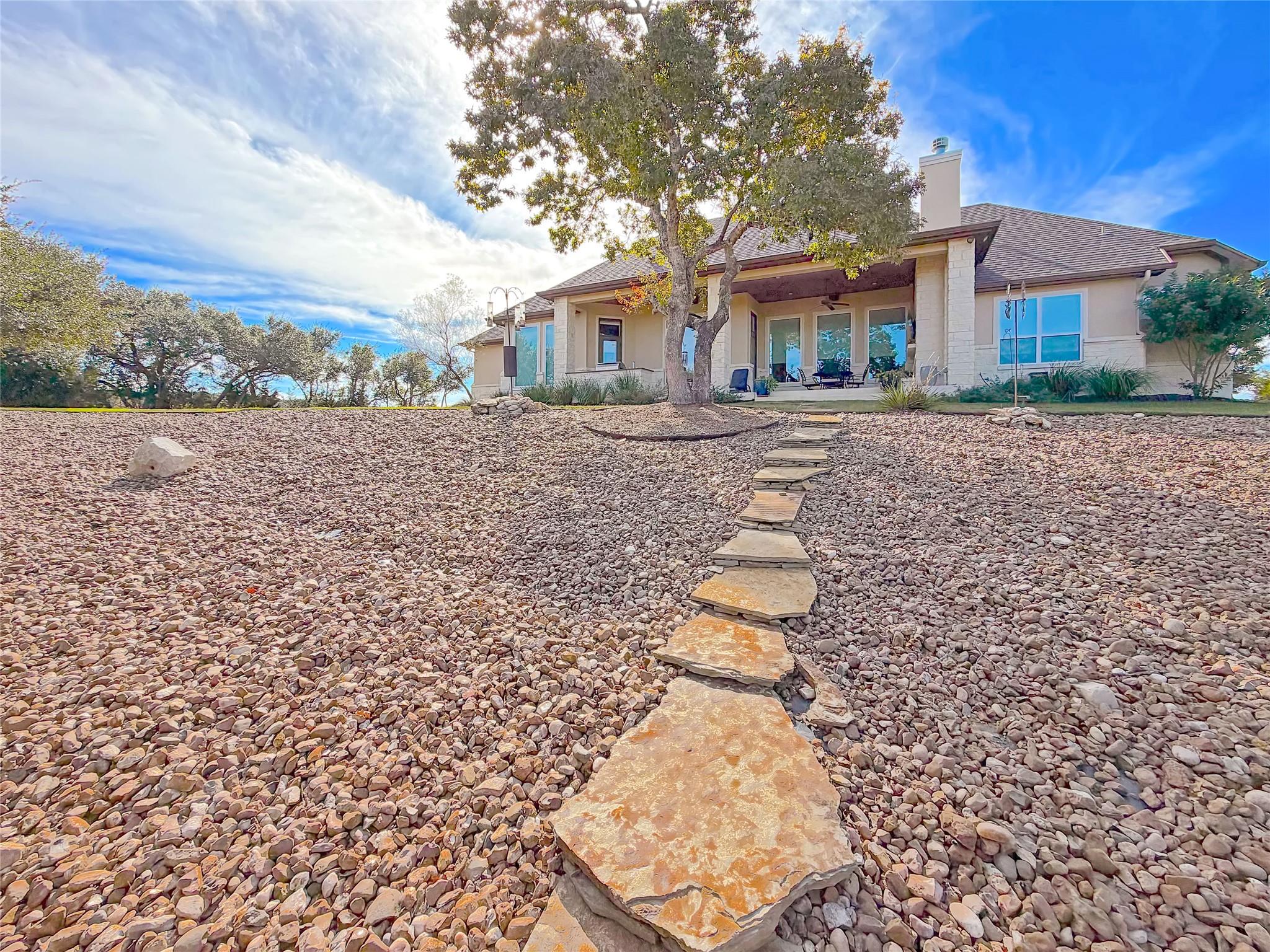 Image 40 of 40 For 631 Angelica Vis