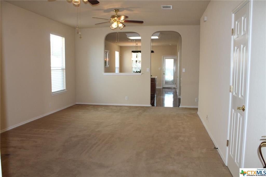 Image 2 of 4 For 378 Tanager Dr