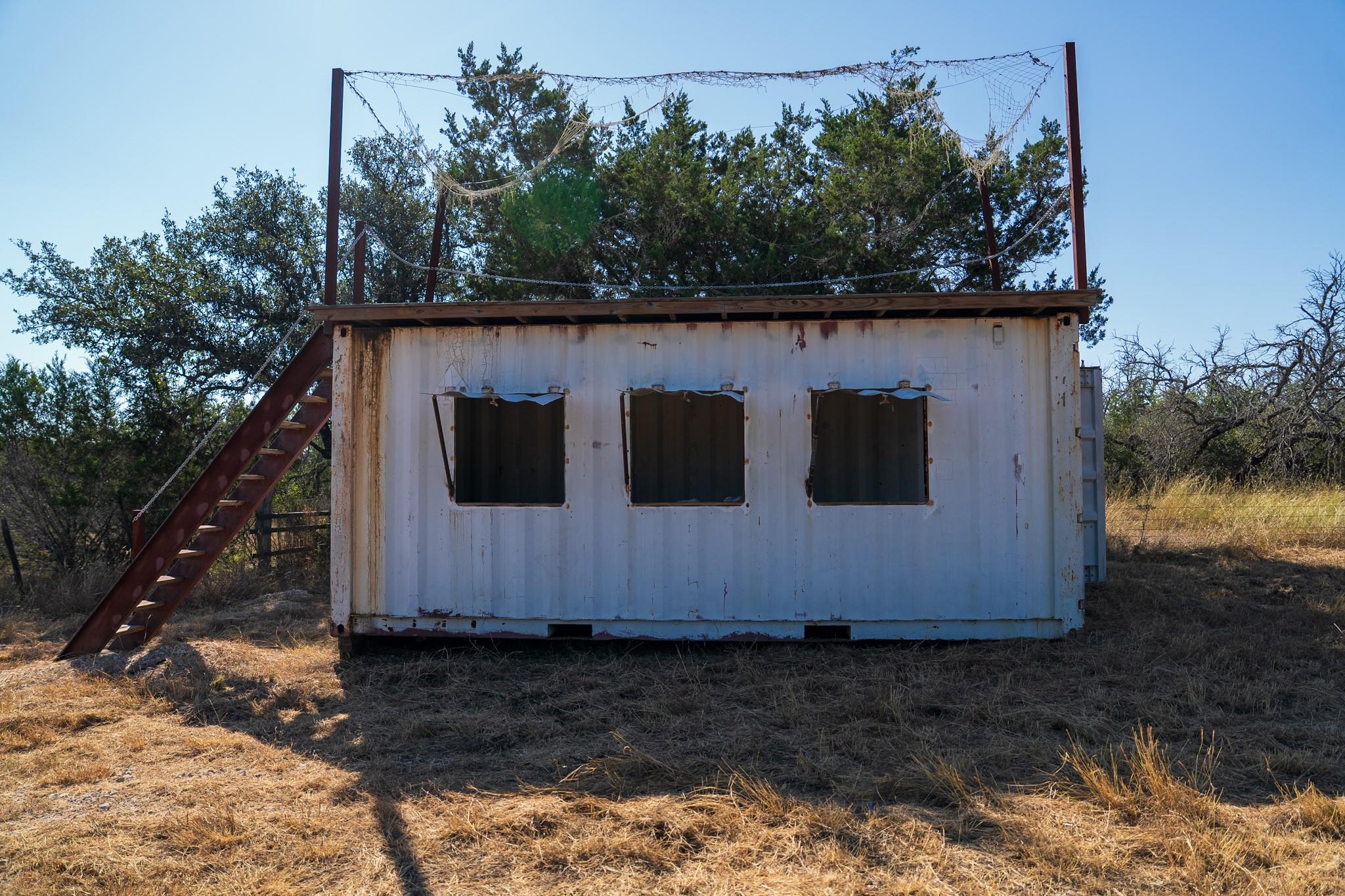 Image 26 of 31 For 928 Bendele Rd