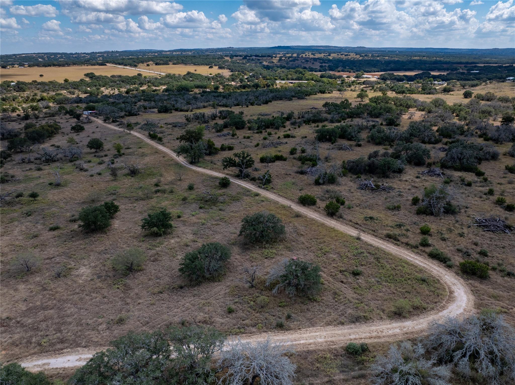 Image 4 of 31 For 928 Bendele Rd