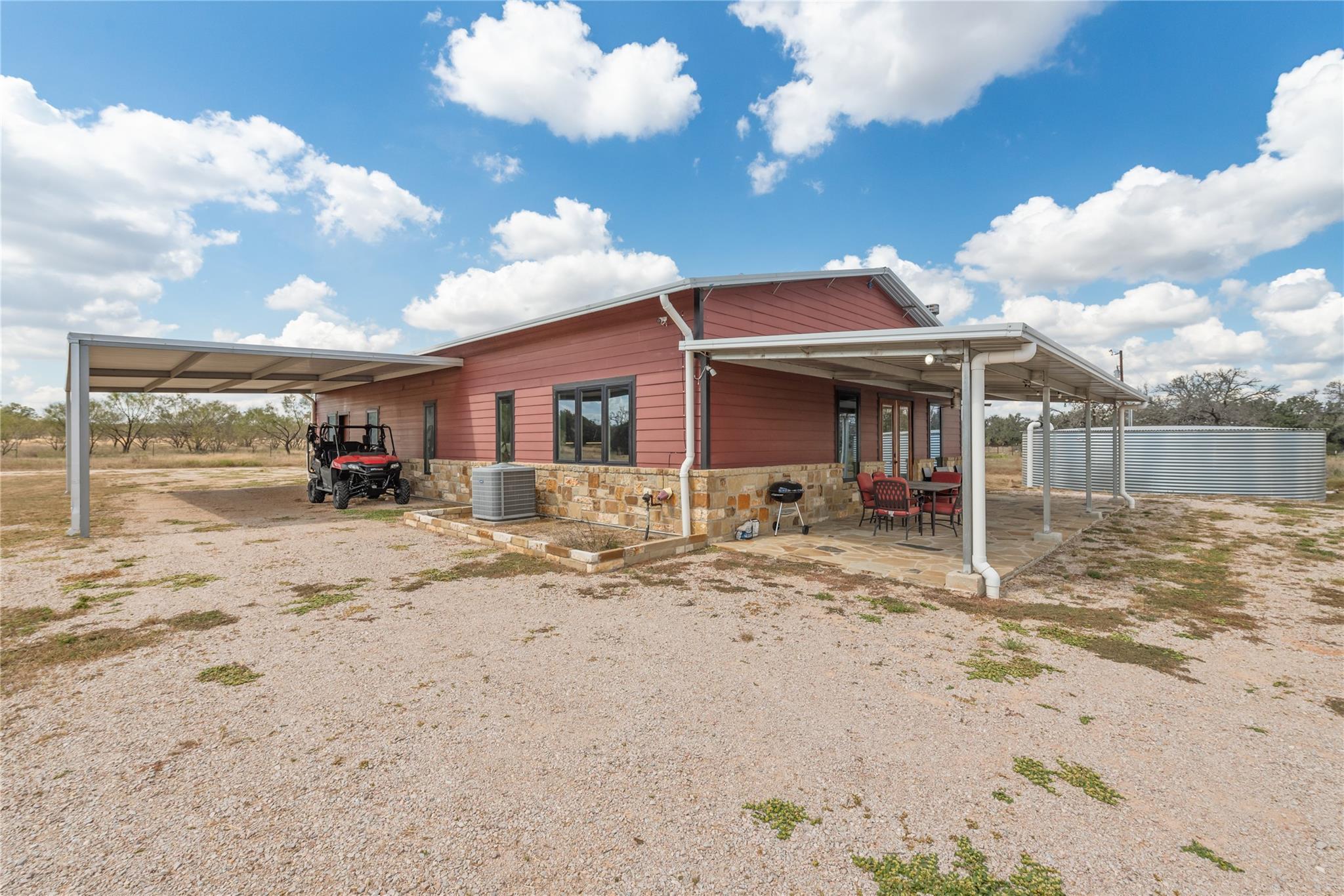 Image 7 of 31 For 928 Bendele Rd