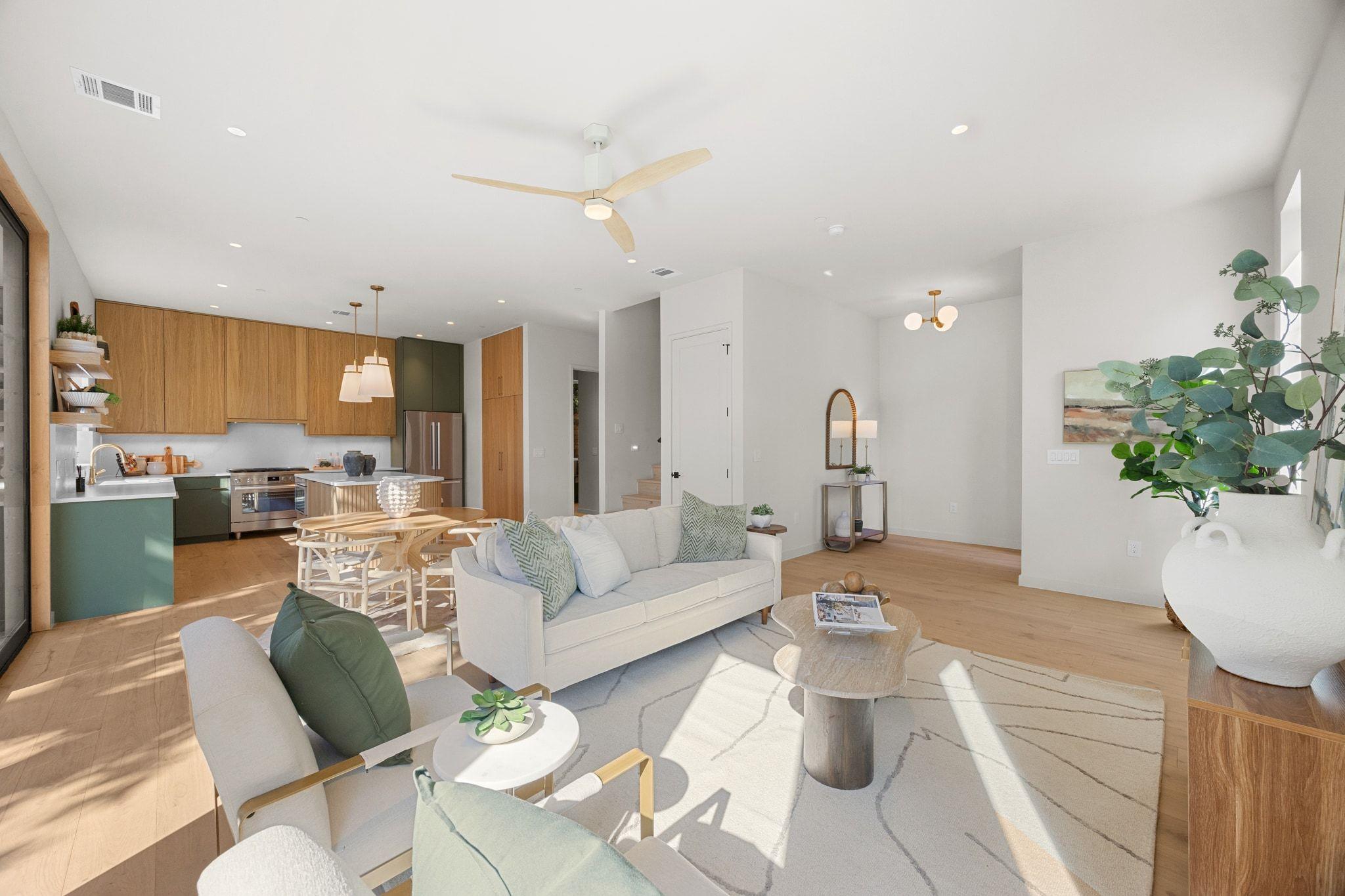 Image 13 of 40 For 1175 Navasota St 2