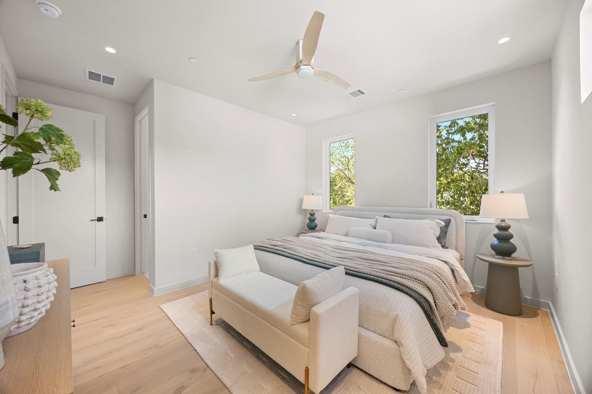 Image 22 of 40 For 1175 Navasota St 2