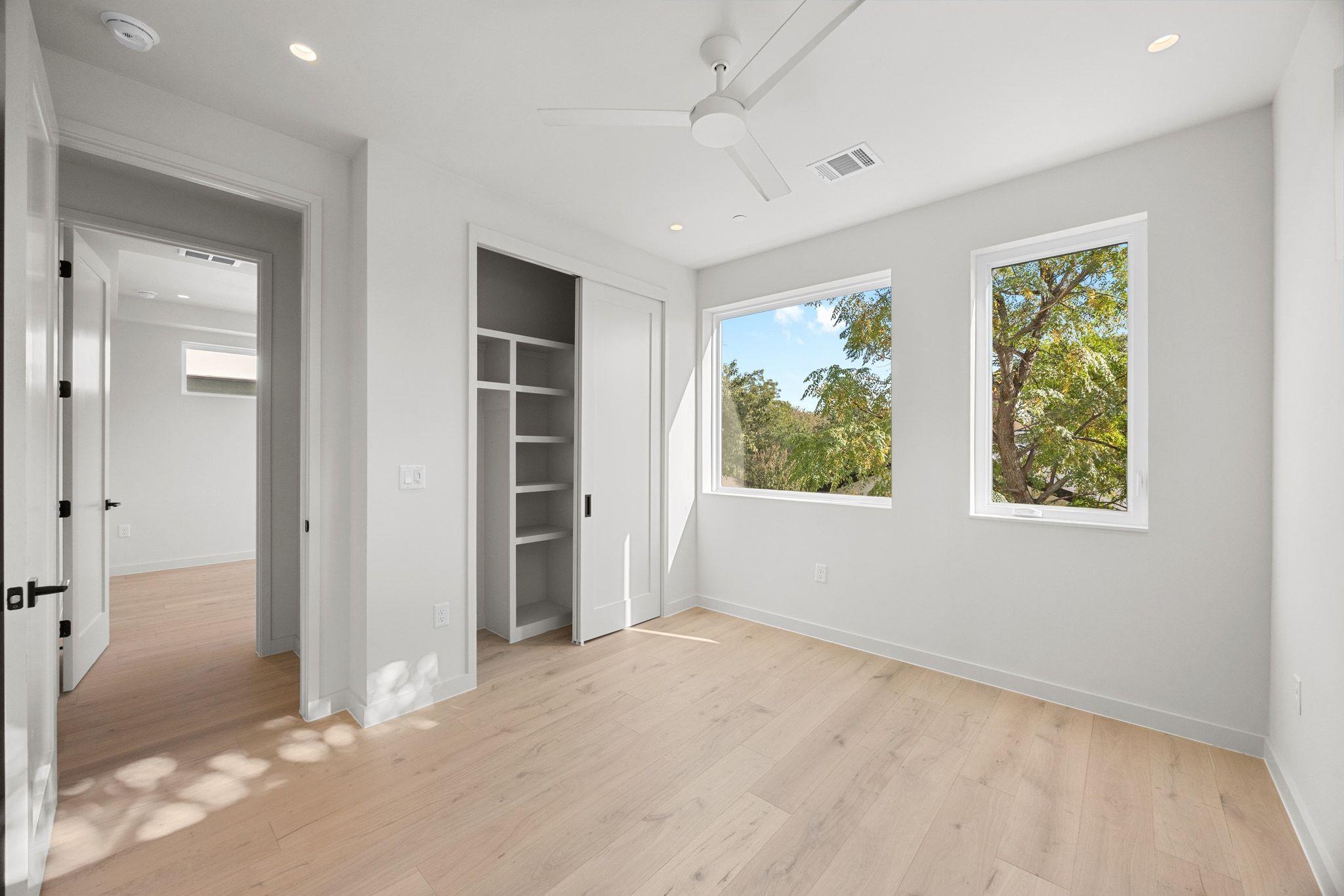 Image 26 of 40 For 1175 Navasota St 2