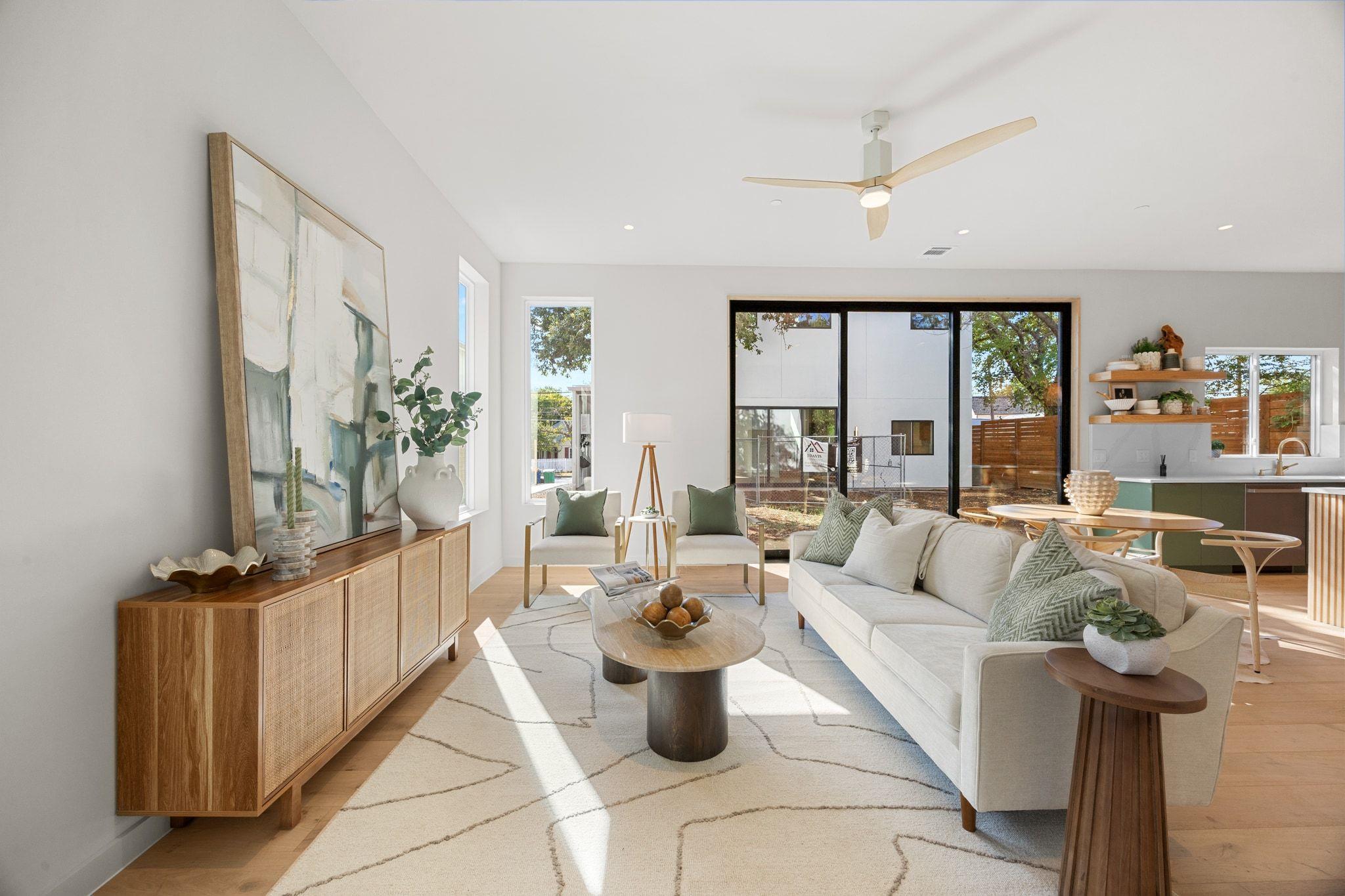 Image 7 of 40 For 1175 Navasota St 2