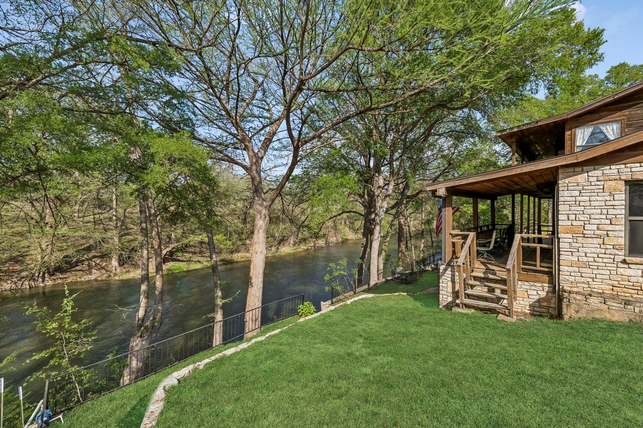 Details for 2630 Ponderosa Dr, New Braunfels, TX 78132