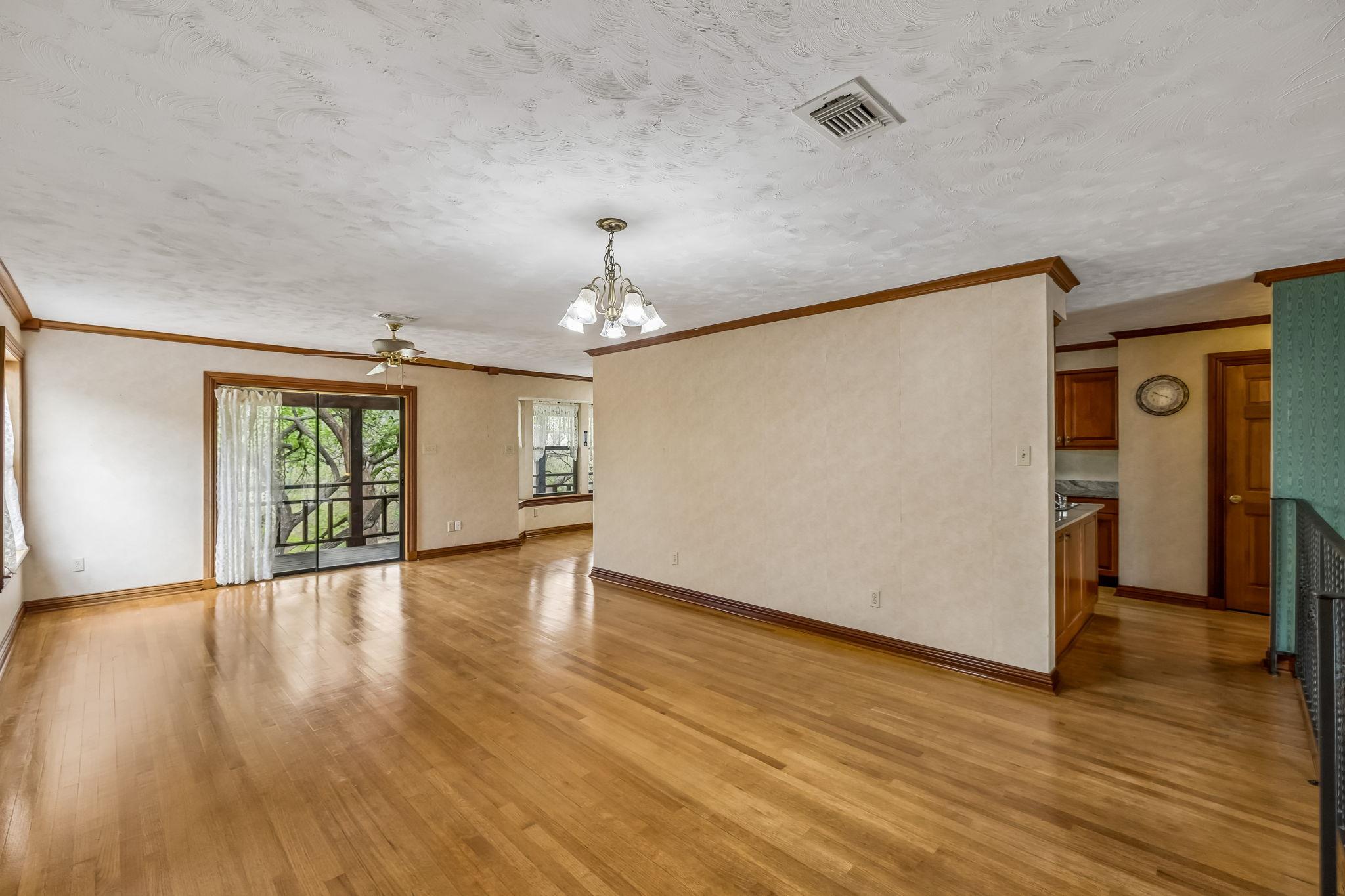 Image 10 of 33 For 2630 Ponderosa Dr