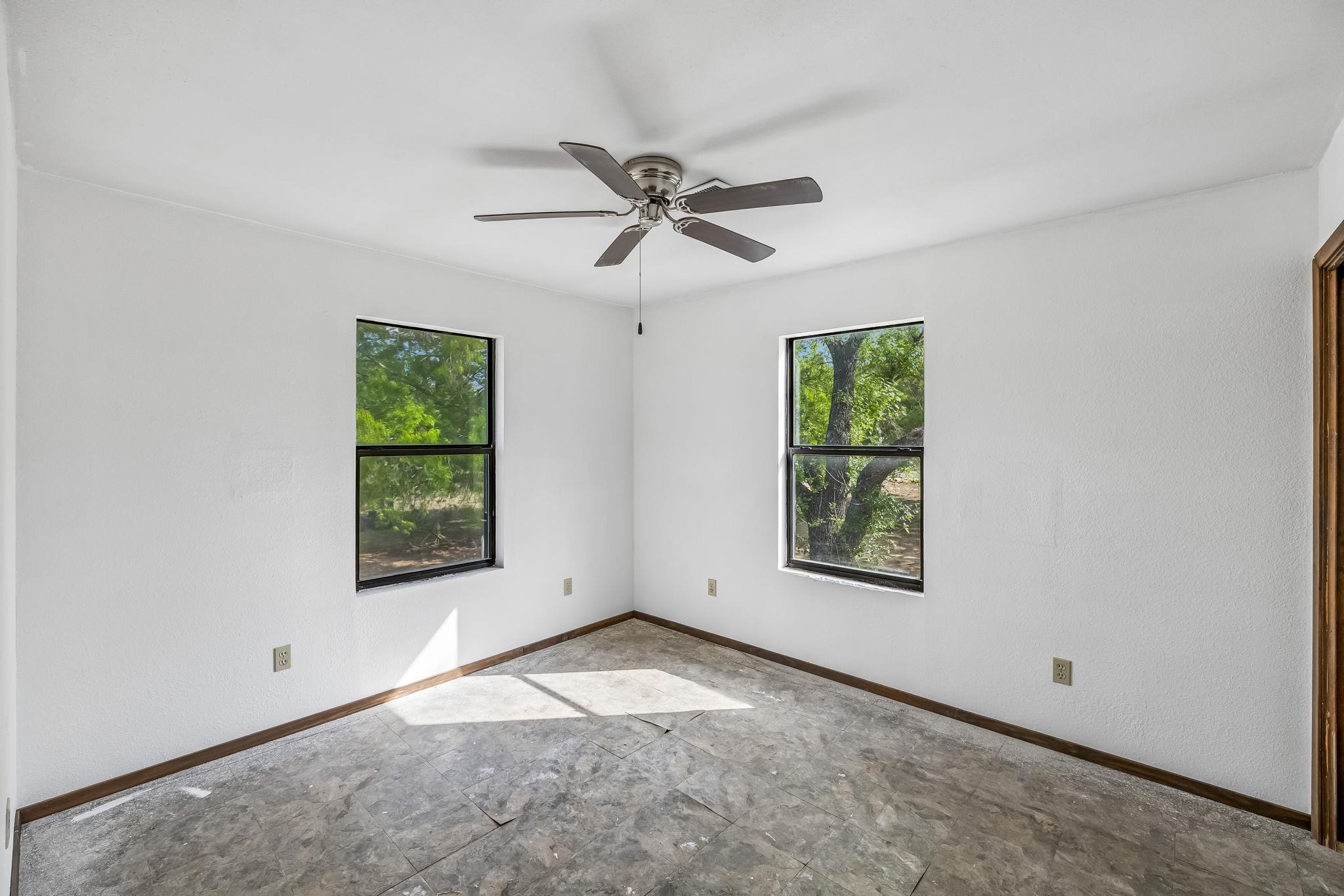 Image 28 of 33 For 2630 Ponderosa Dr