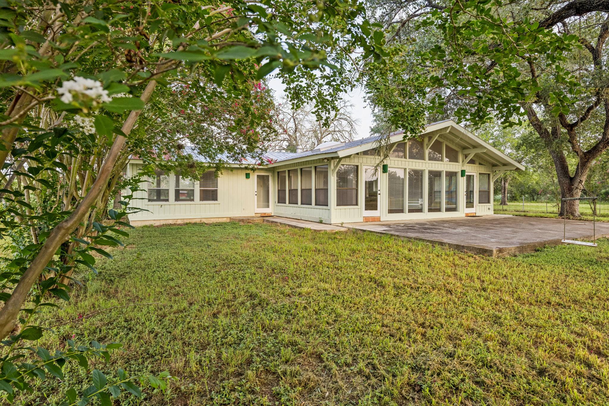 Details for 9611 Wilke Rd, Kingsbury, TX 78638