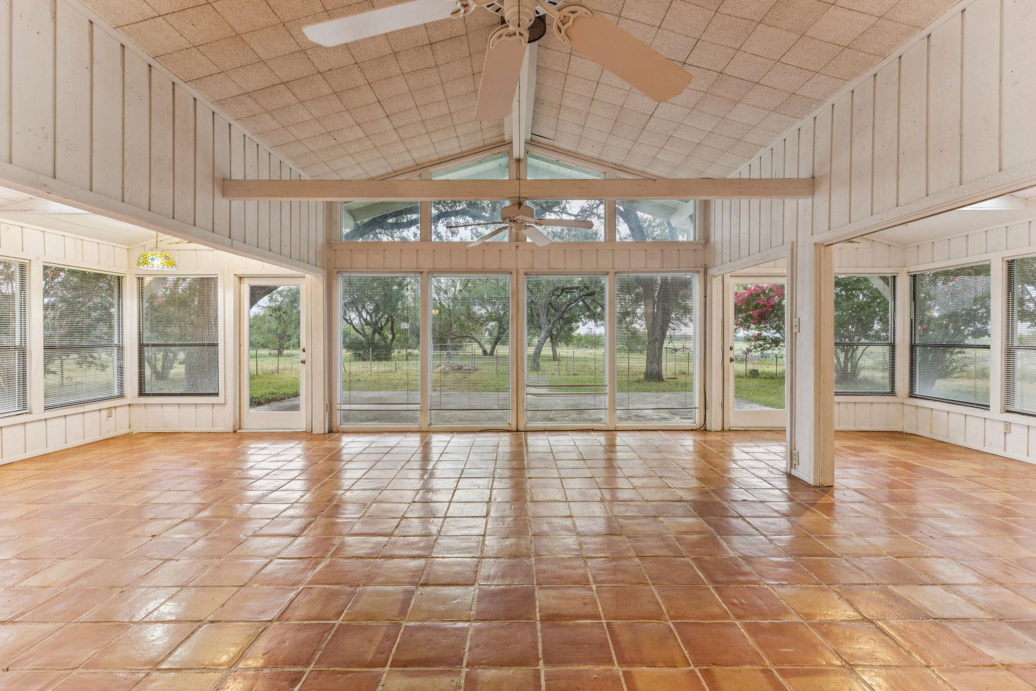 Image 10 of 23 For 9611 Wilke Rd