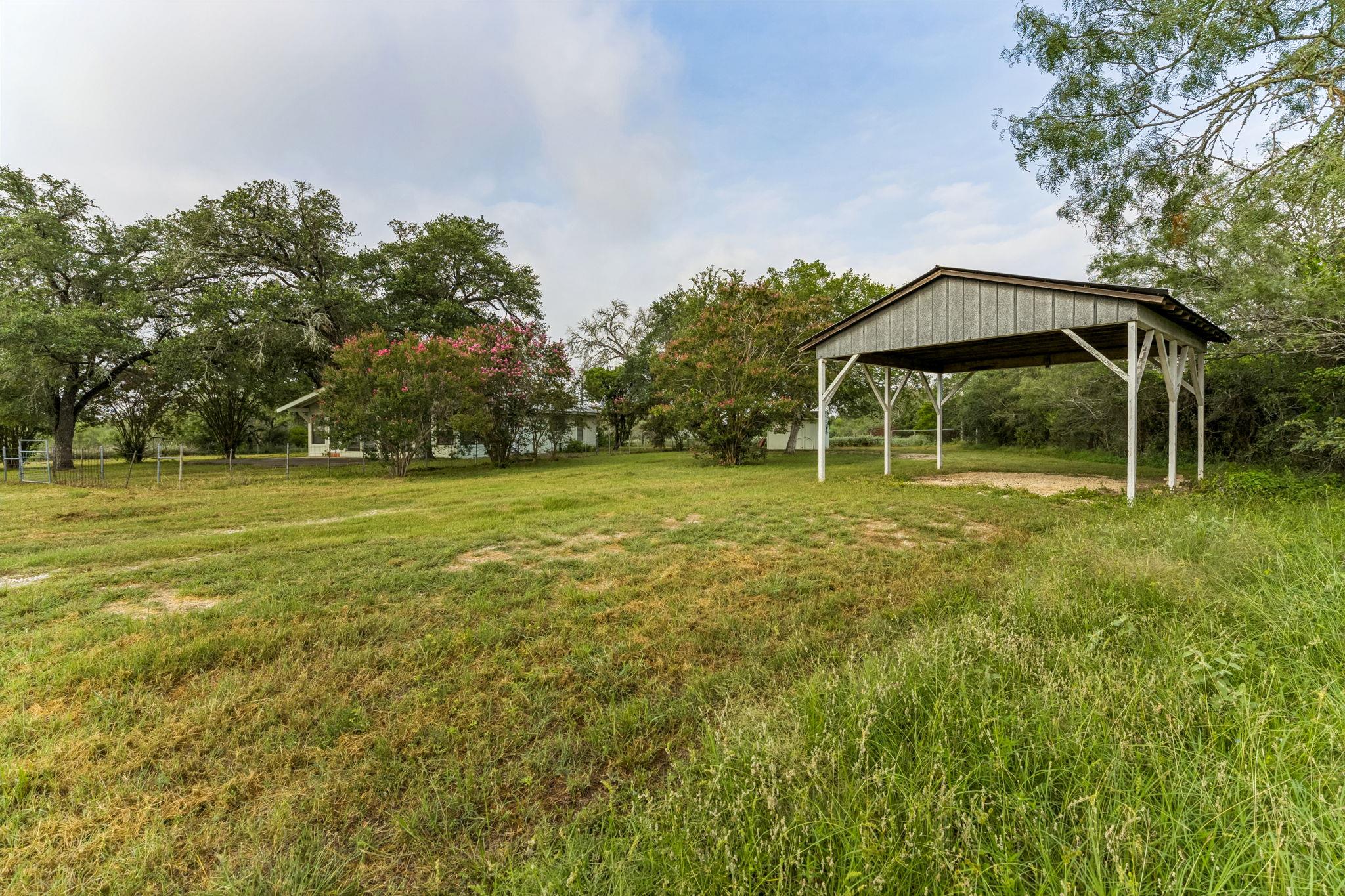 Image 8 of 23 For 9611 Wilke Rd