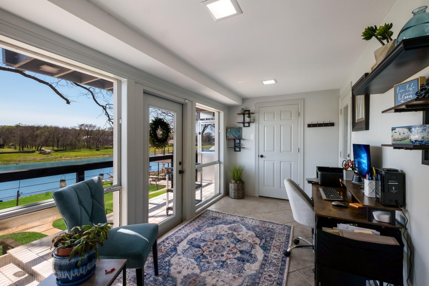 Image 18 of 40 For 174 Lakeside Dr