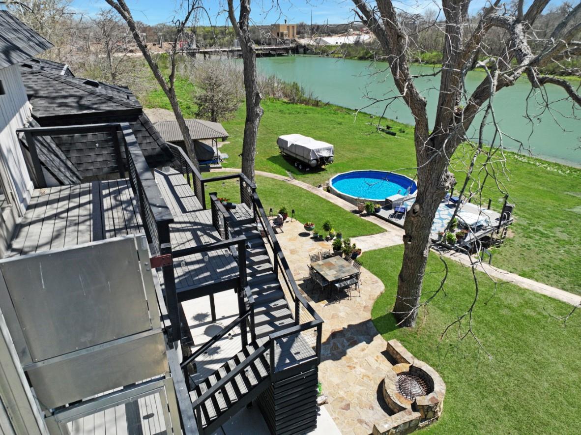 Image 20 of 40 For 174 Lakeside Dr