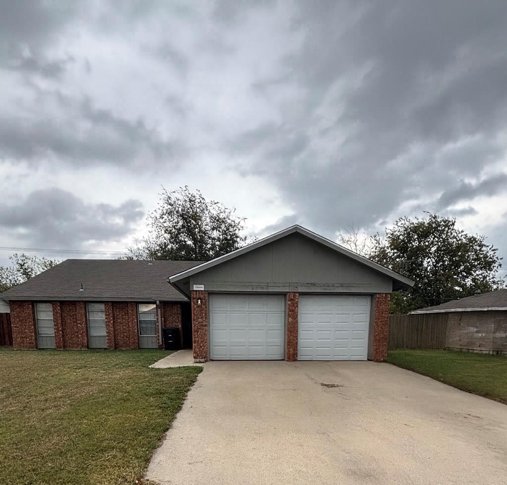 Image 2 of 2 For 2210 Shoemaker Dr