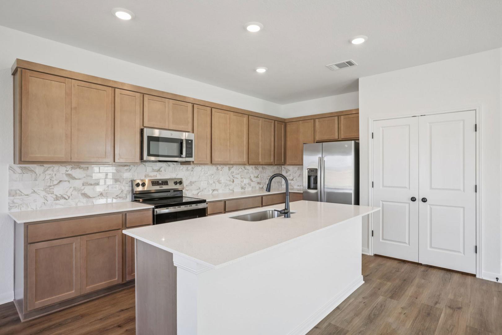 Image 4 of 16 For 480 Josey Wales Dr