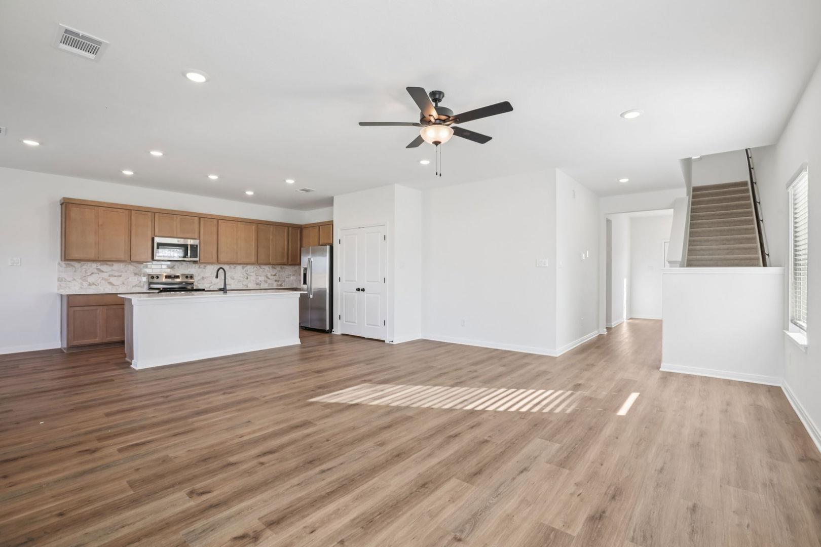 Image 6 of 16 For 480 Josey Wales Dr