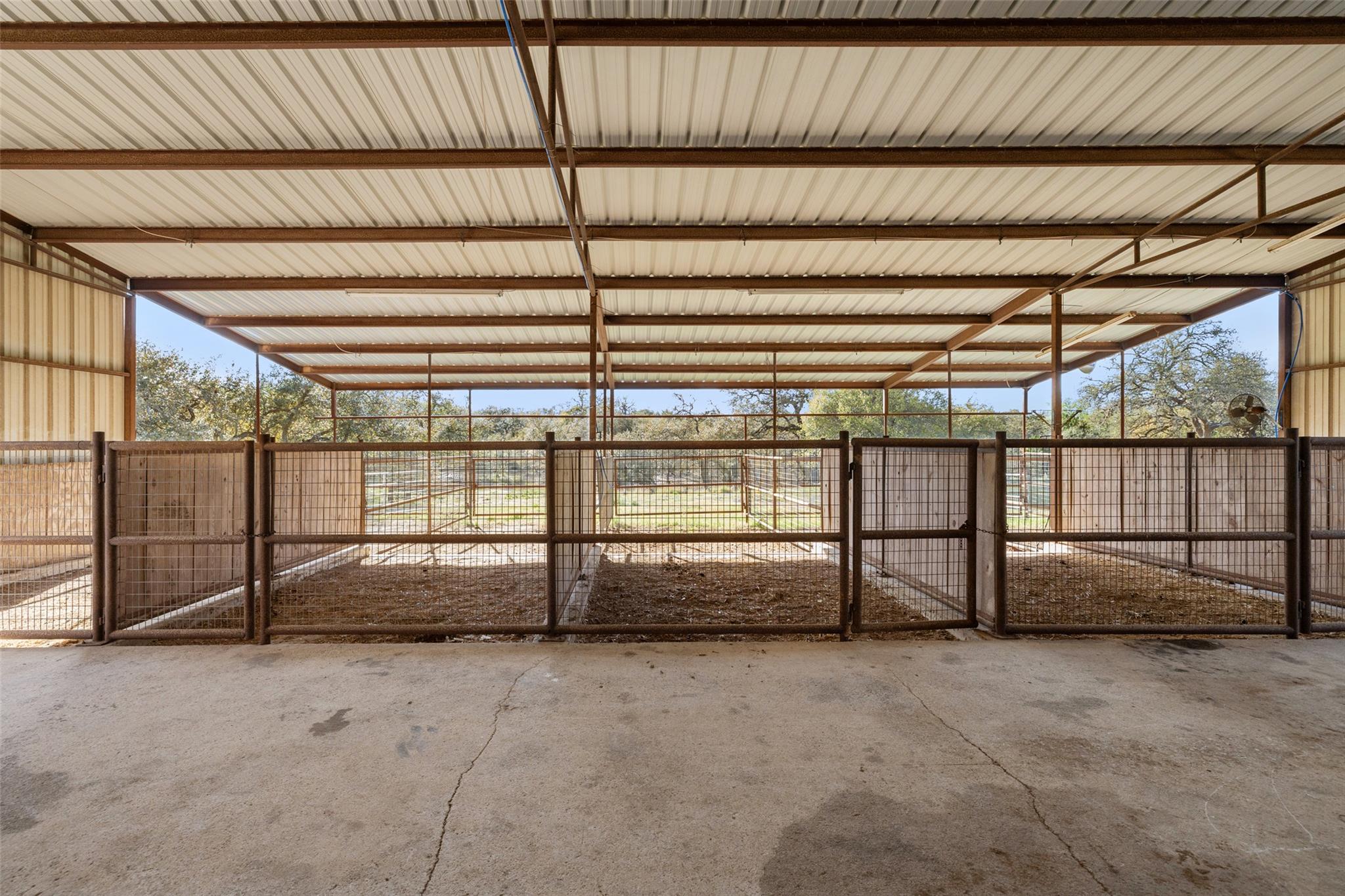 Image 11 of 32 For 118 Landons Way