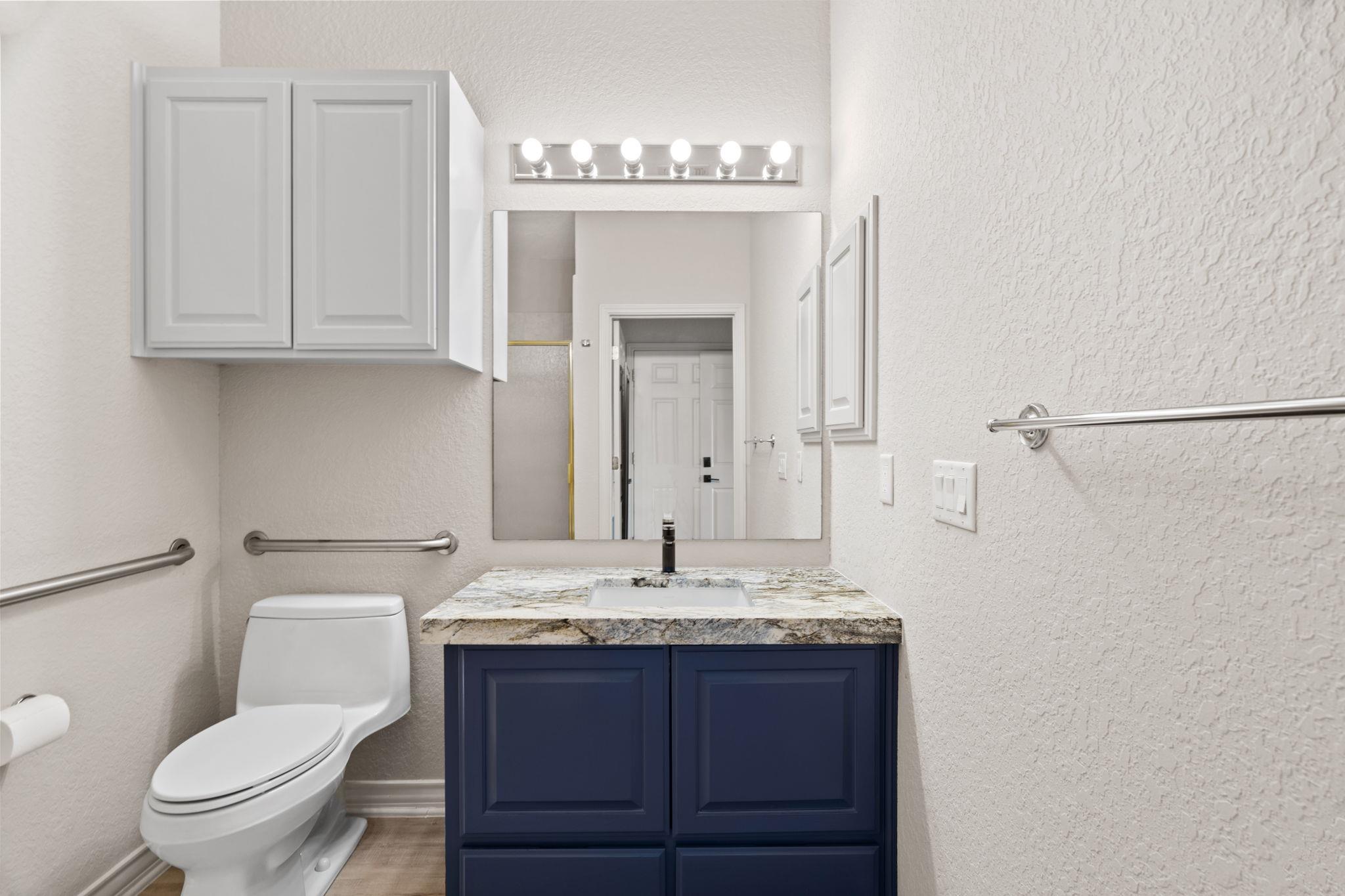 Image 15 of 30 For 20 Tapatio Springs Dr E 206