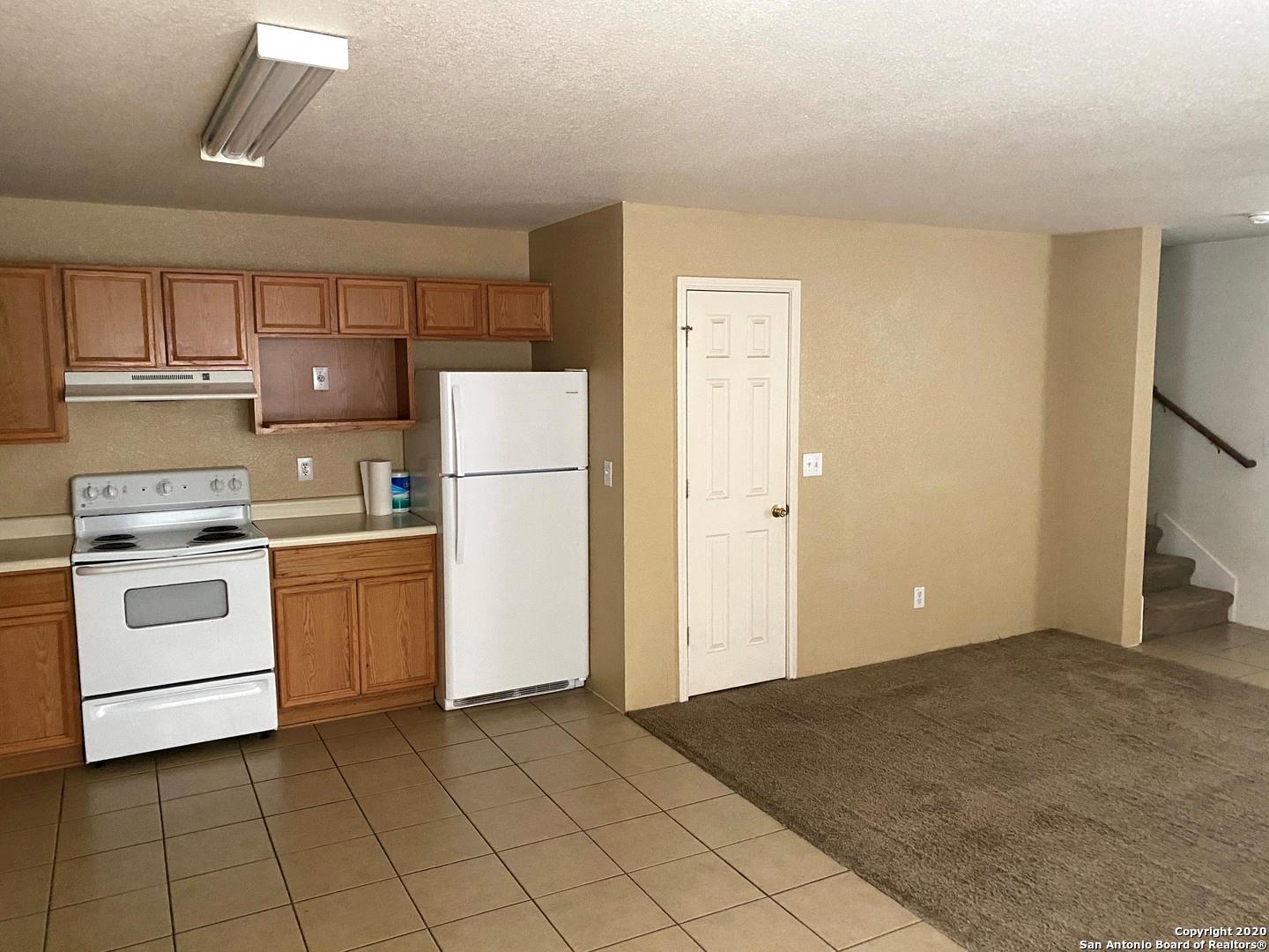 Image 2 of 5 For 8932 Maverick Draw