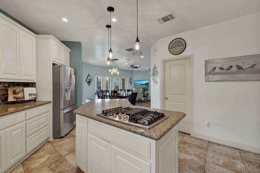 Image 12 of 40 For 3811 Potters Creek