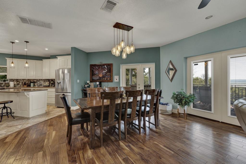 Image 15 of 40 For 3811 Potters Creek