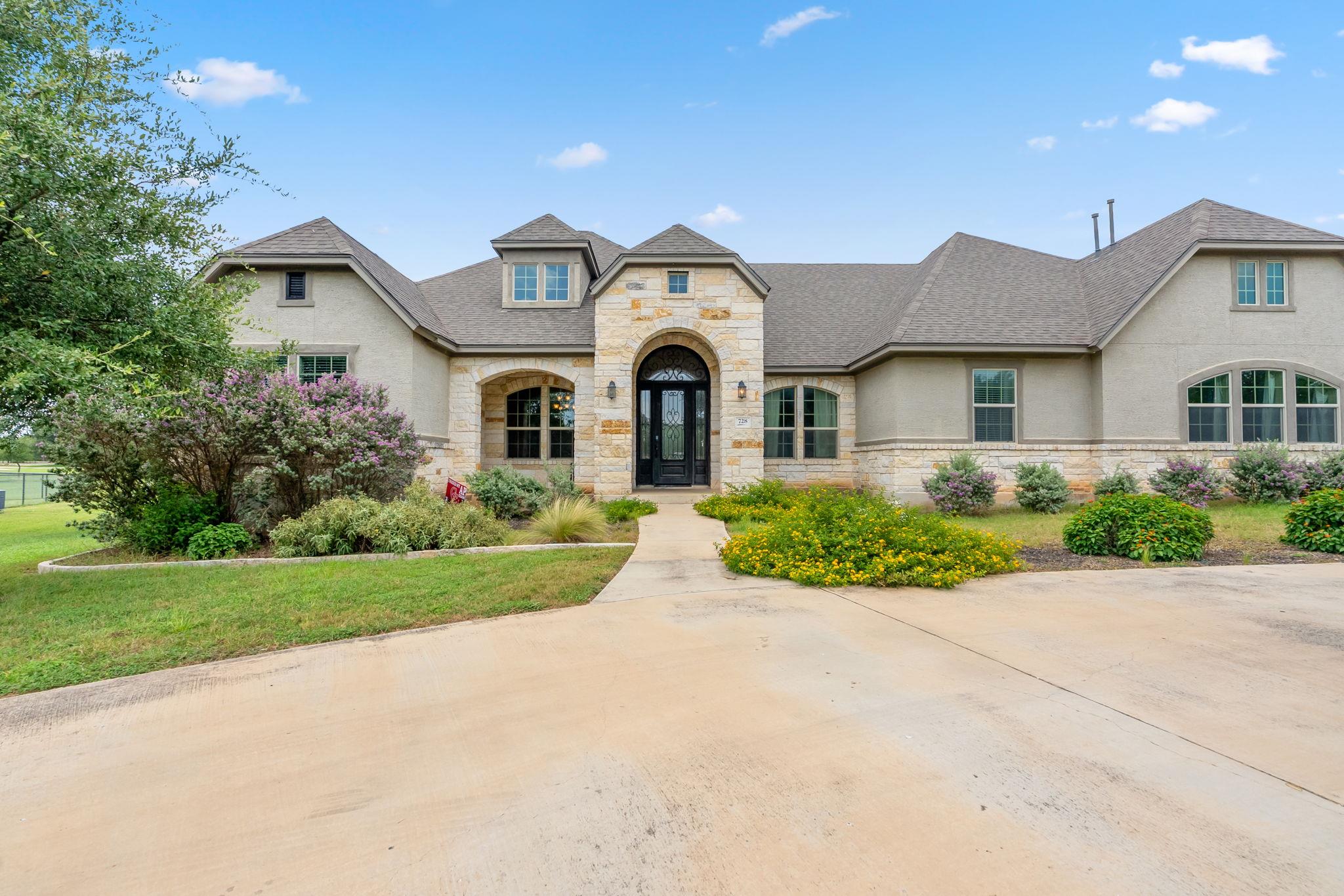 Details for 728 Deer Run Way, New Braunfels, TX 78132
