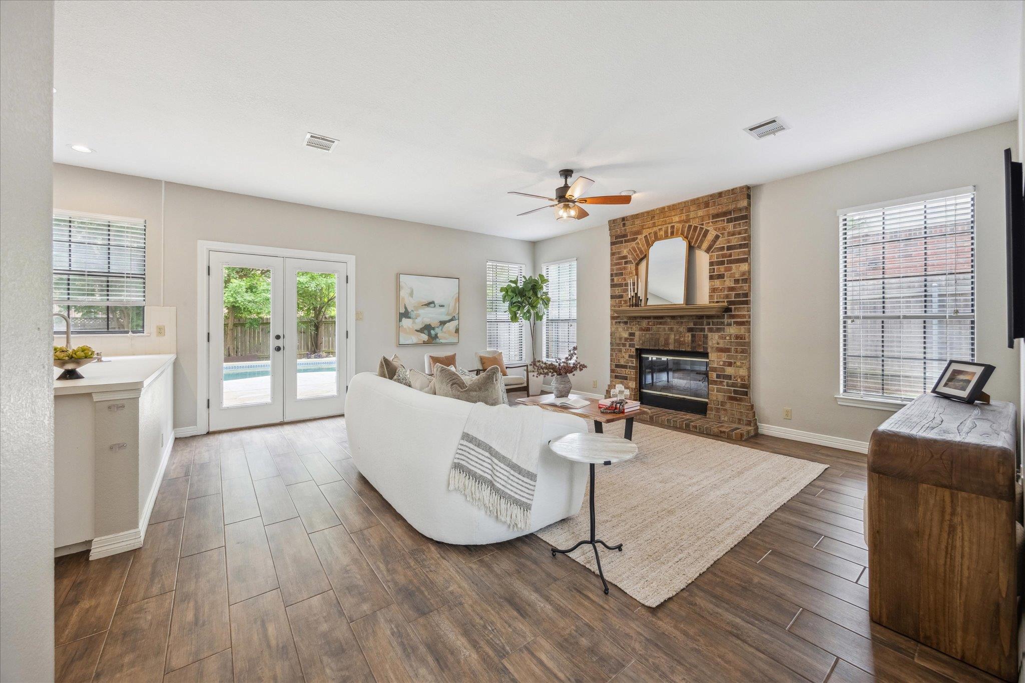 Image 11 of 40 For 9007 Tweed Berwick Dr