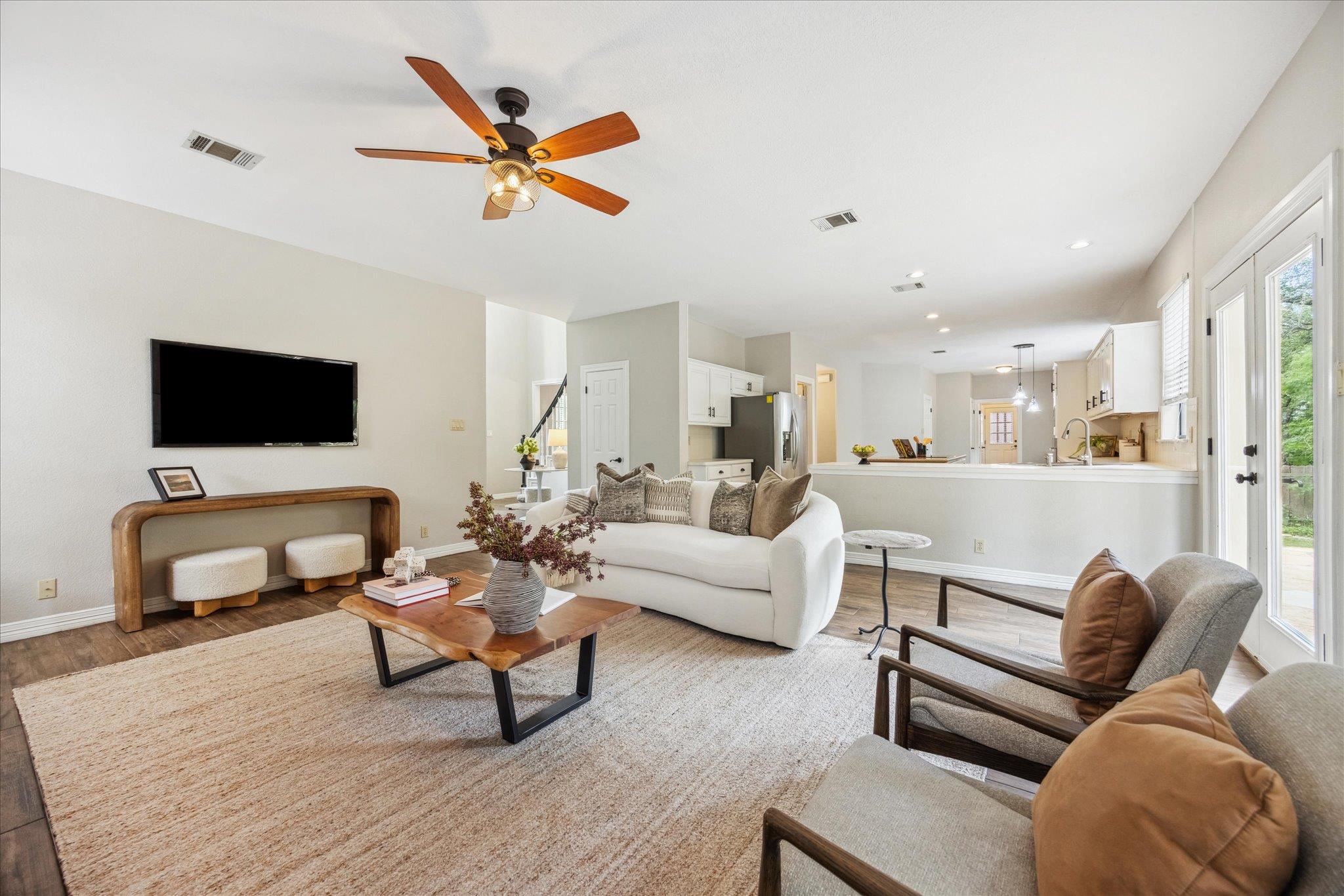 Image 14 of 40 For 9007 Tweed Berwick Dr