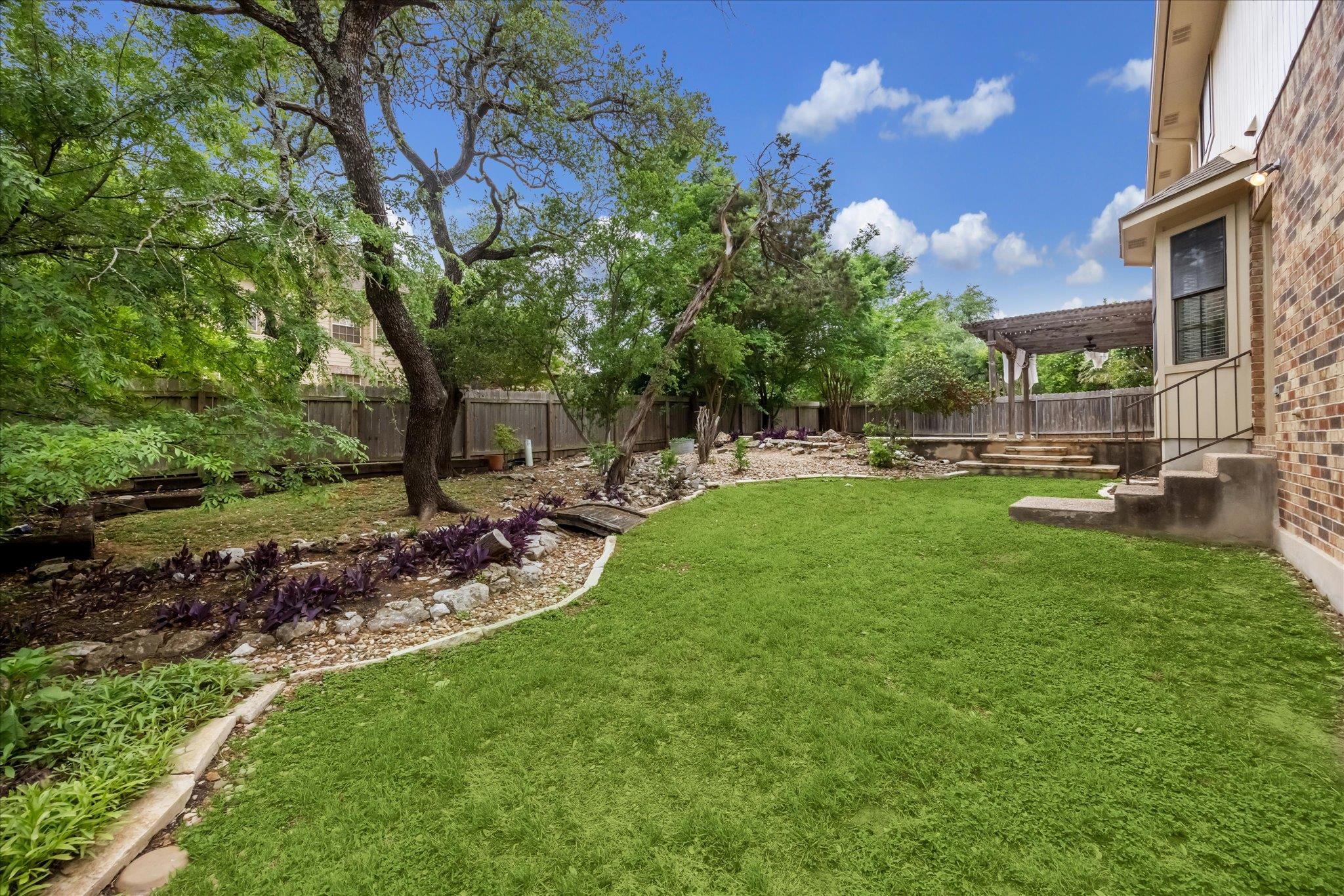 Image 38 of 40 For 9007 Tweed Berwick Dr