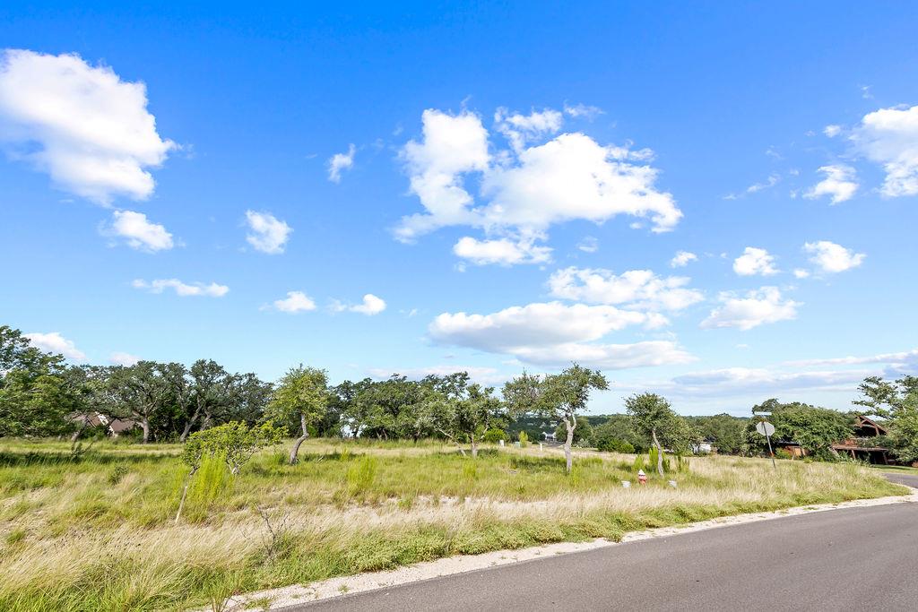 Image 4 of 15 For 1559 Lake Ridge Blvd