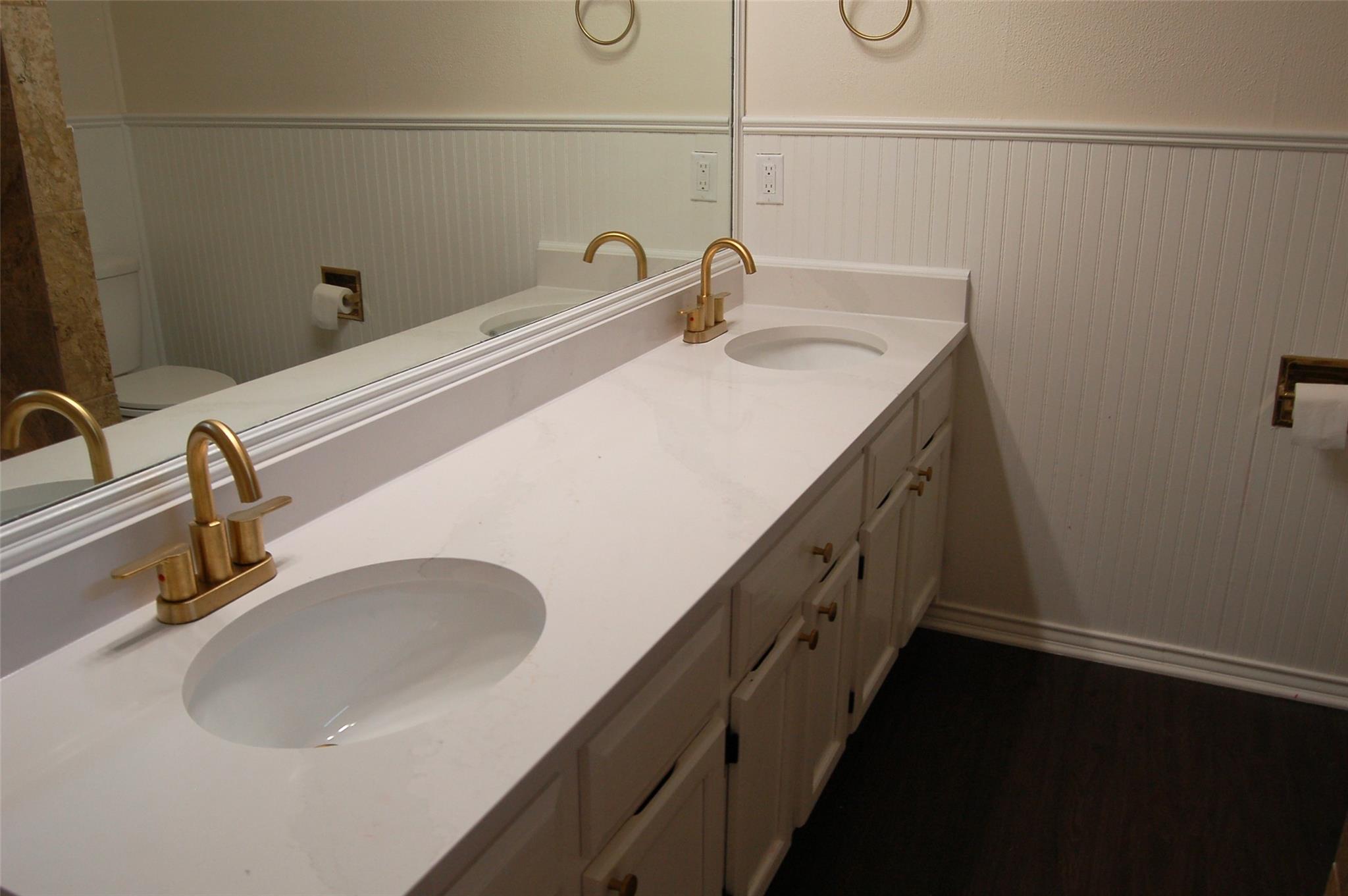 Image 17 of 19 For 12615 Dove Valley Trl