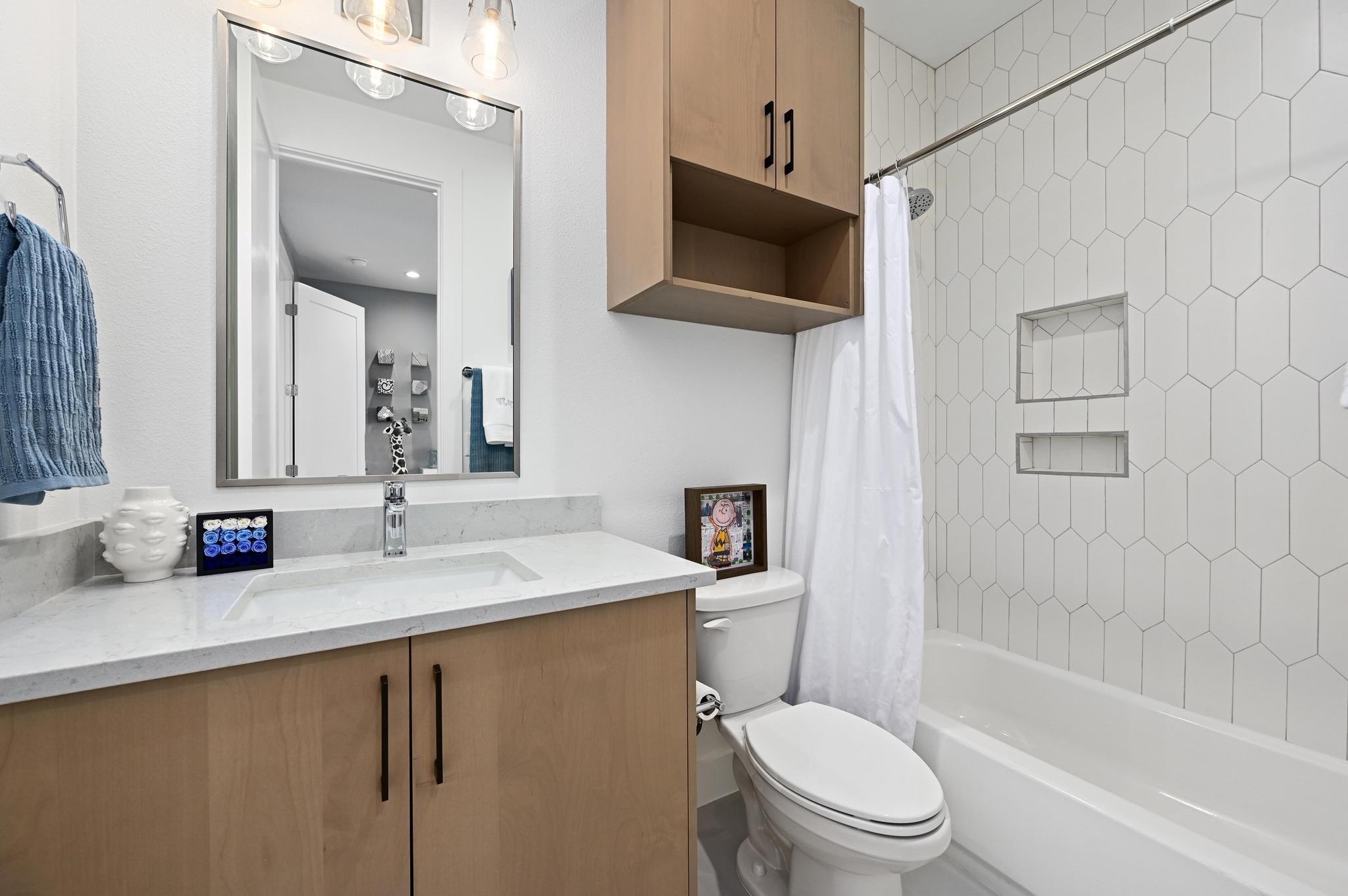 Image 30 of 36 For 5515 Jim Hogg Ave B