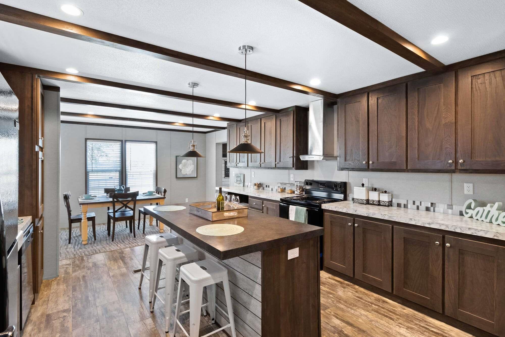 Image 4 of 14 For 1231 Saddleback Dr