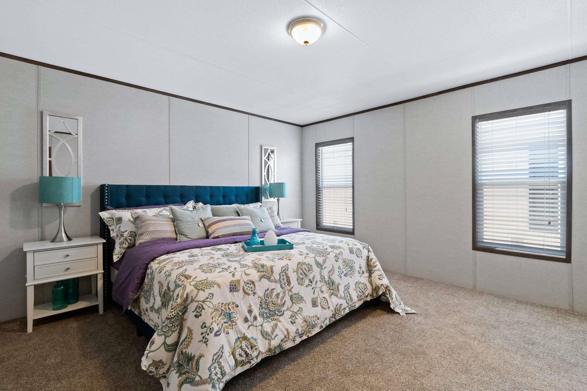 Image 6 of 14 For 1231 Saddleback Dr