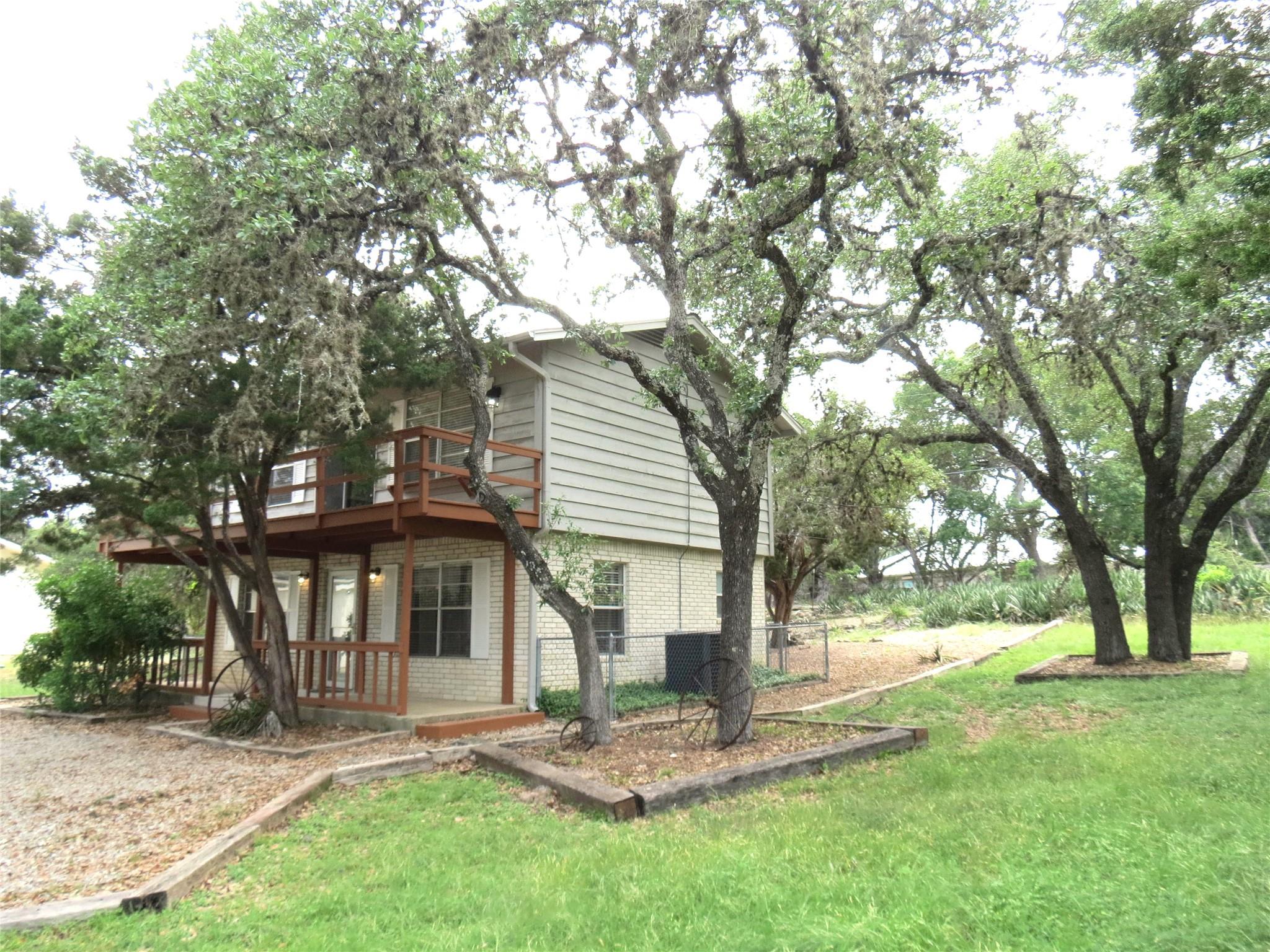 Details for 103 Outer Dr, Canyon Lake, TX 78133