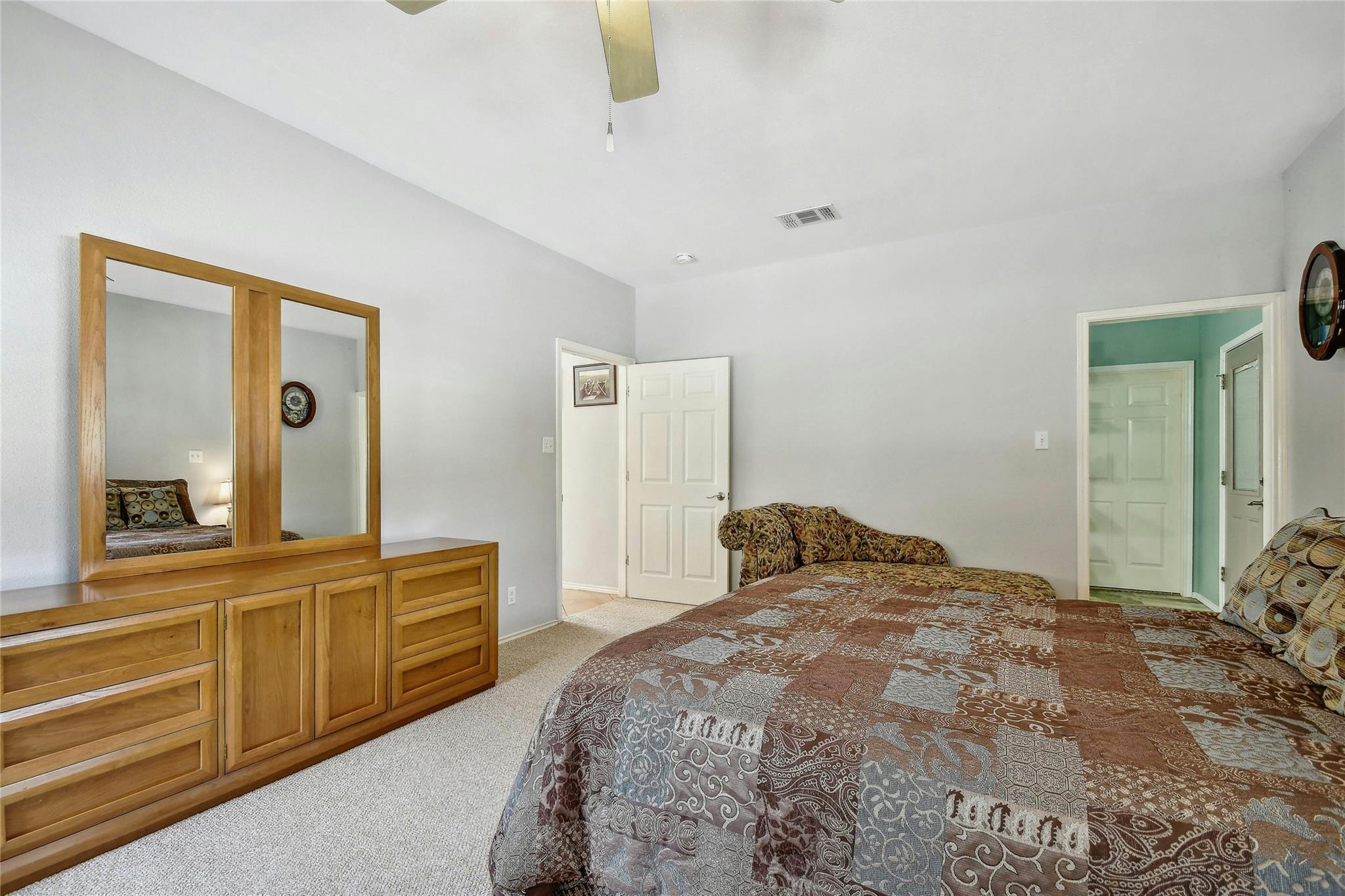 Image 17 of 40 For 6939 Cr 251  