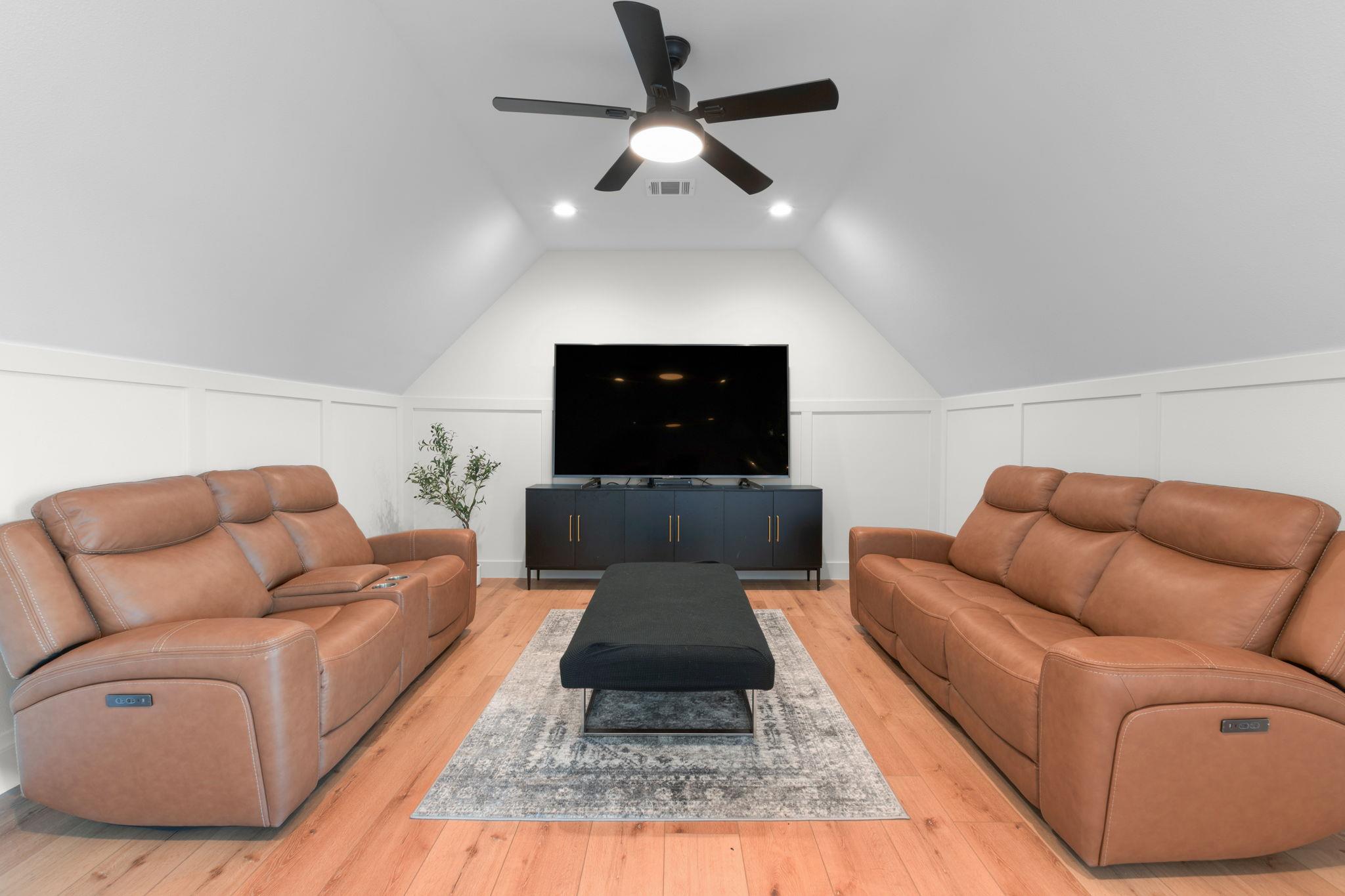 Image 31 of 40 For 871 Blackbuck Ridge Dr