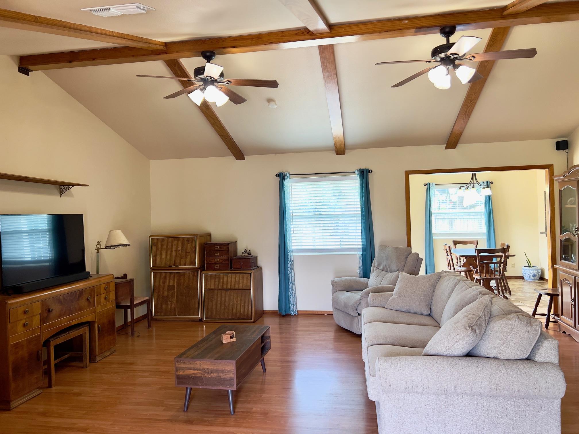 Image 2 of 18 For 1309 10th St