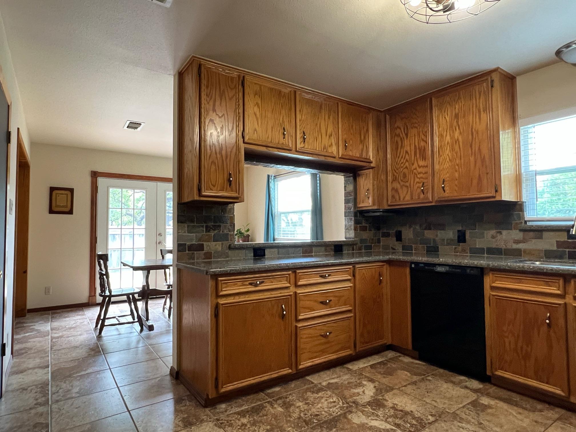 Image 4 of 18 For 1309 10th St