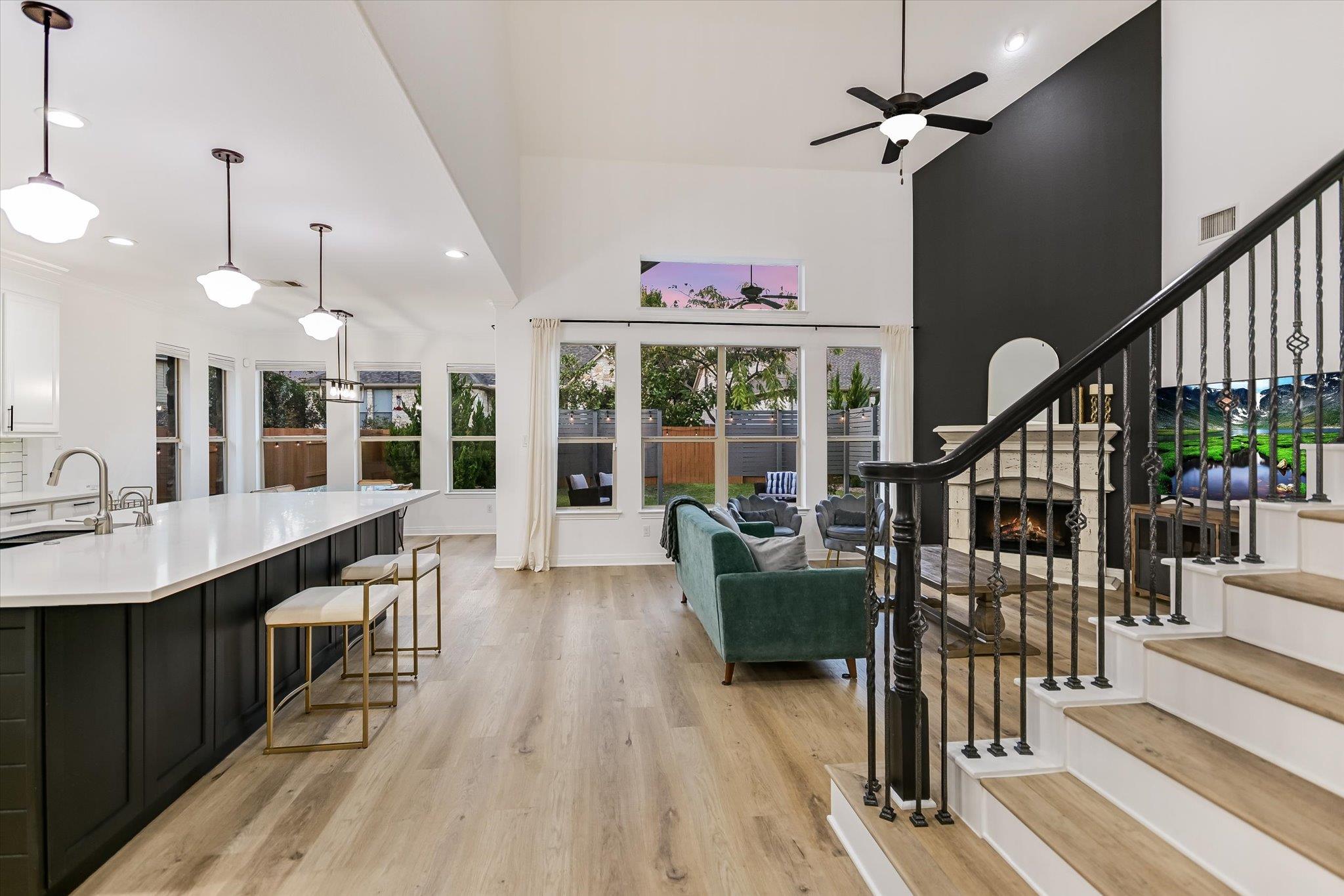 Image 13 of 34 For 1986 Canyon Sage Path