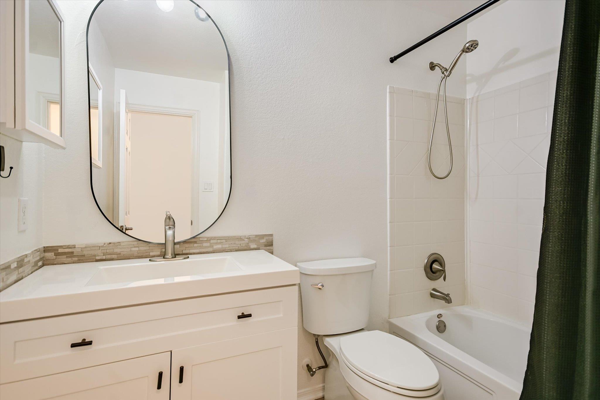 Image 24 of 34 For 1986 Canyon Sage Path