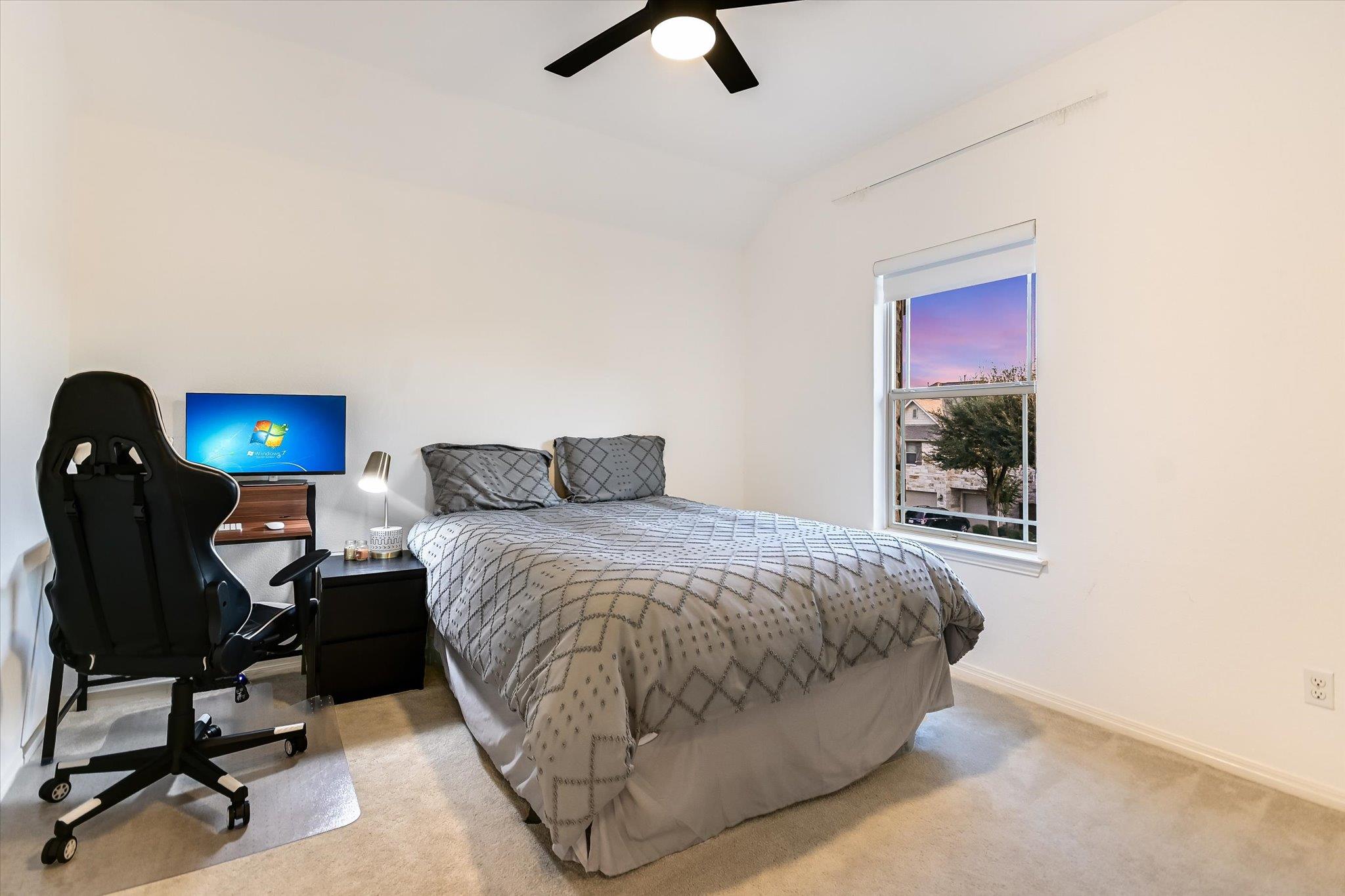 Image 25 of 34 For 1986 Canyon Sage Path